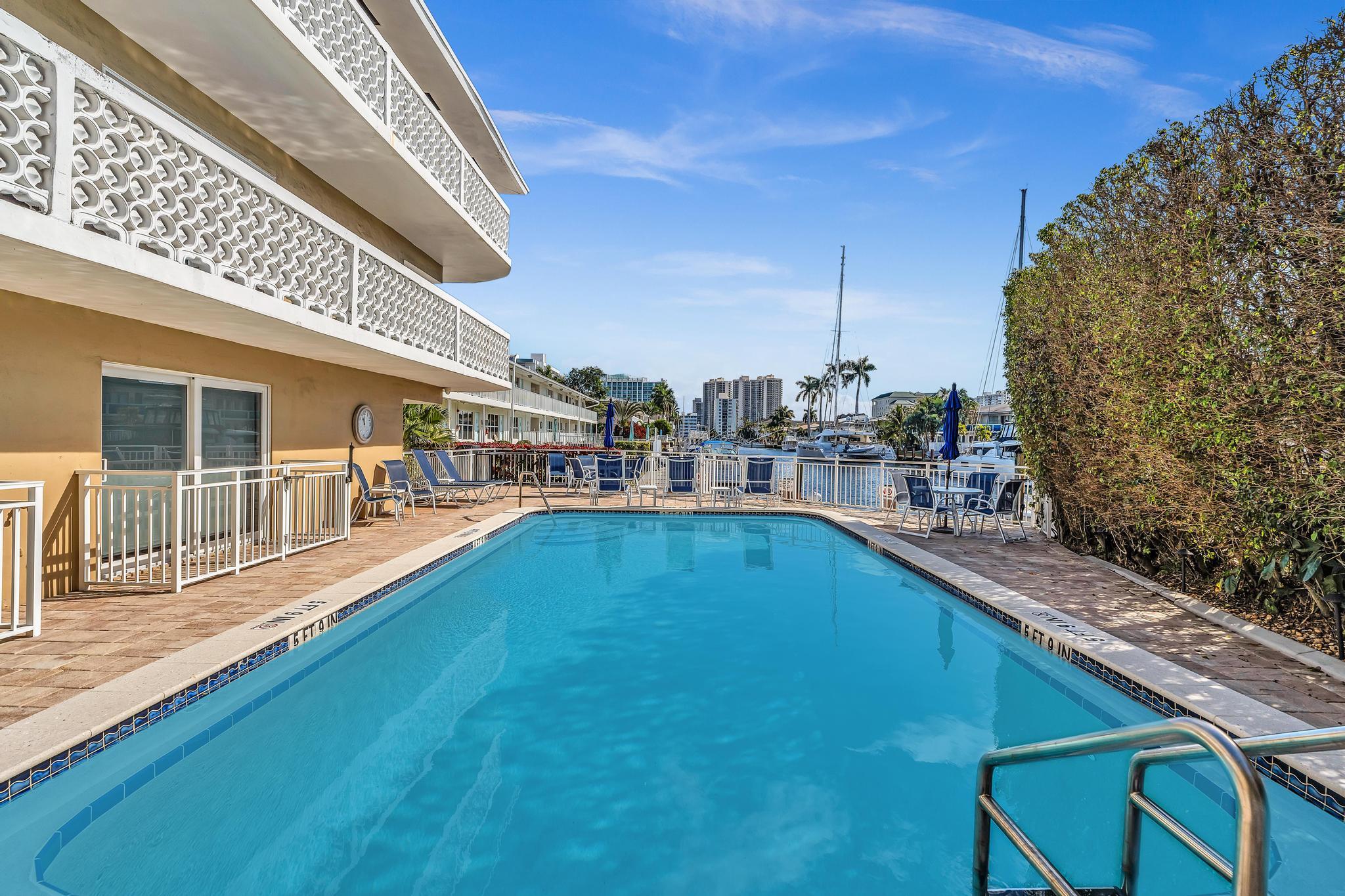 PIER 41 CONDO - Residential