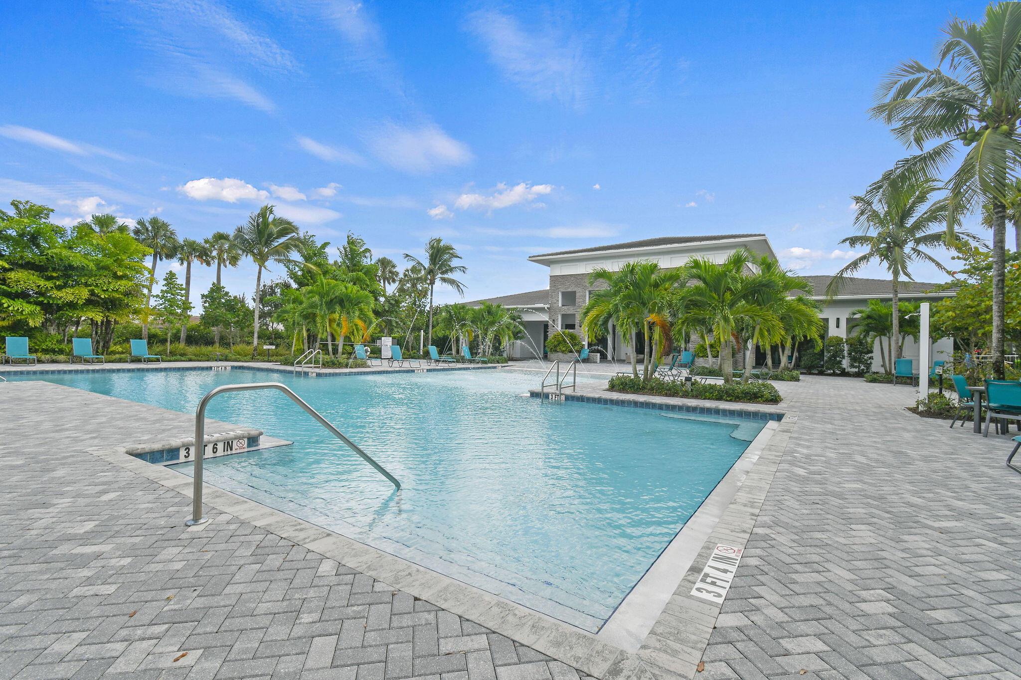 Crestwood North BELLASERA - Residential Lease