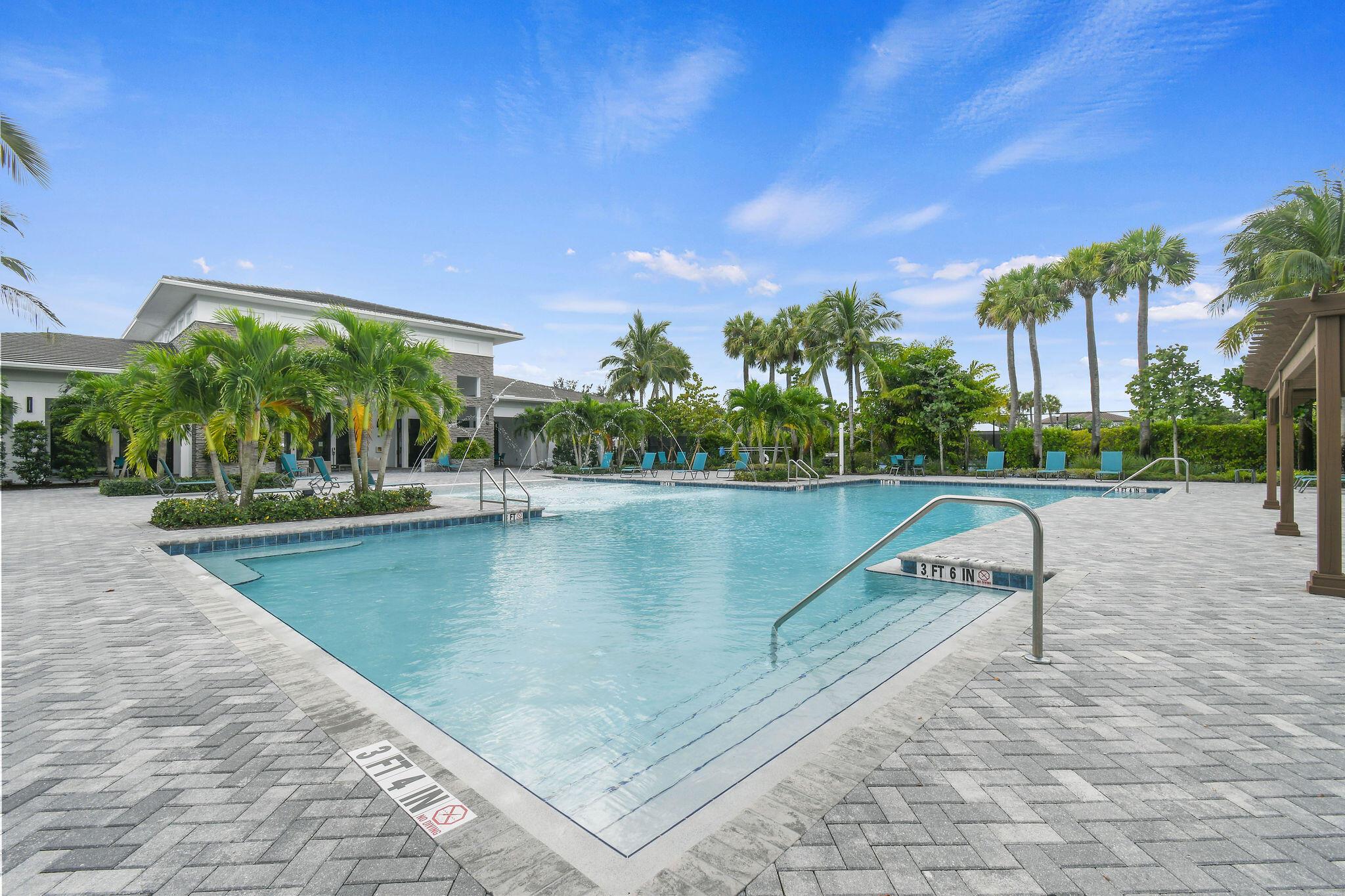 Crestwood North BELLASERA - Residential Lease