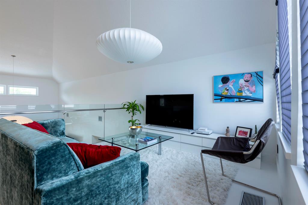 OLYMPUS - Residential