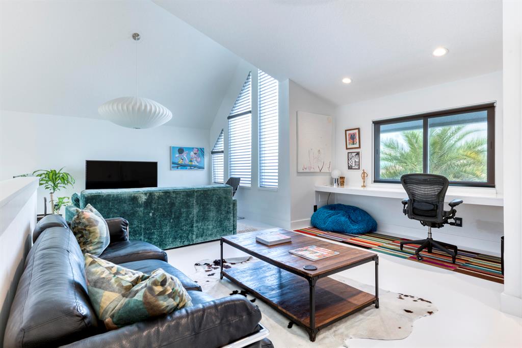 OLYMPUS - Residential