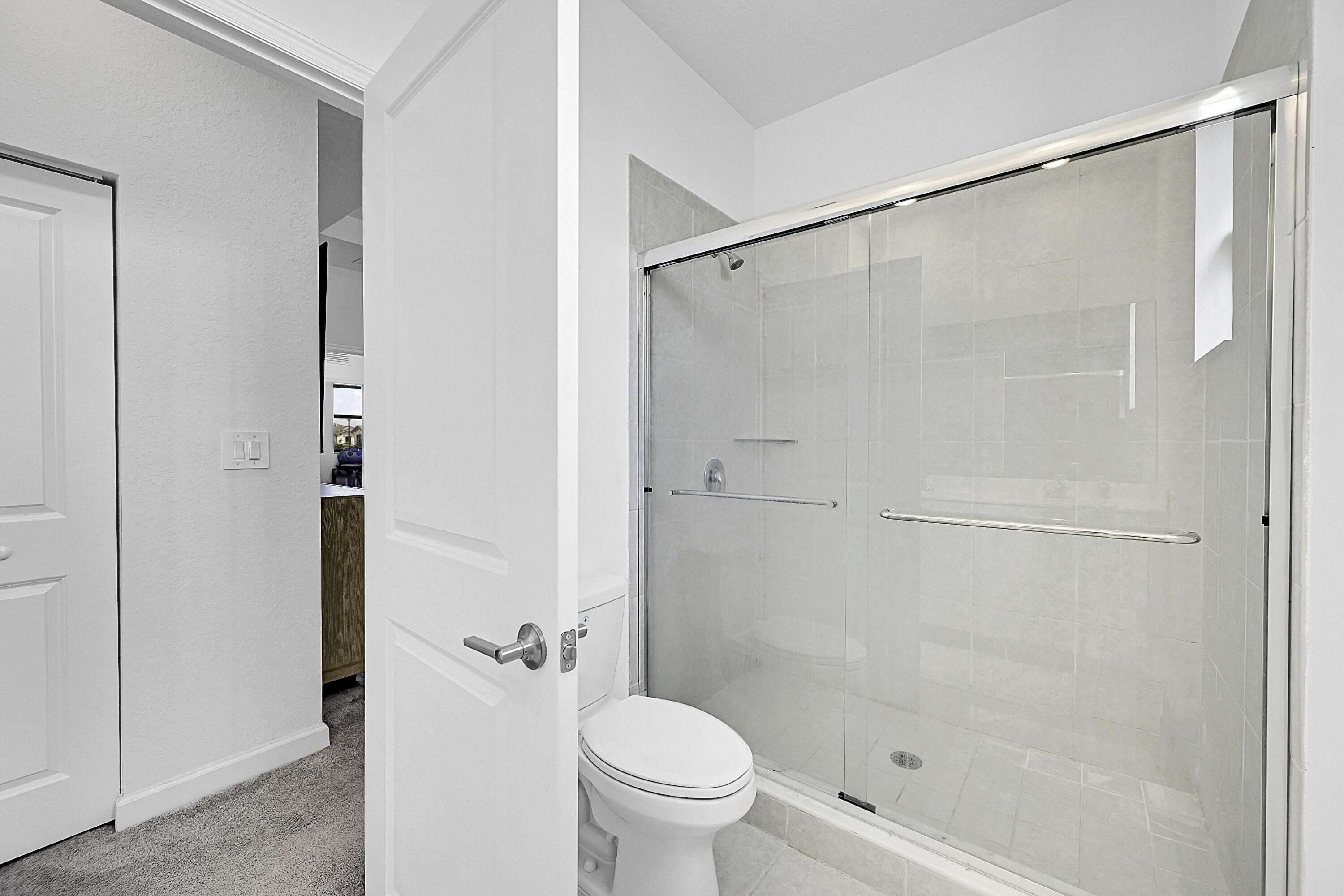 VISTA LAGO - Residential