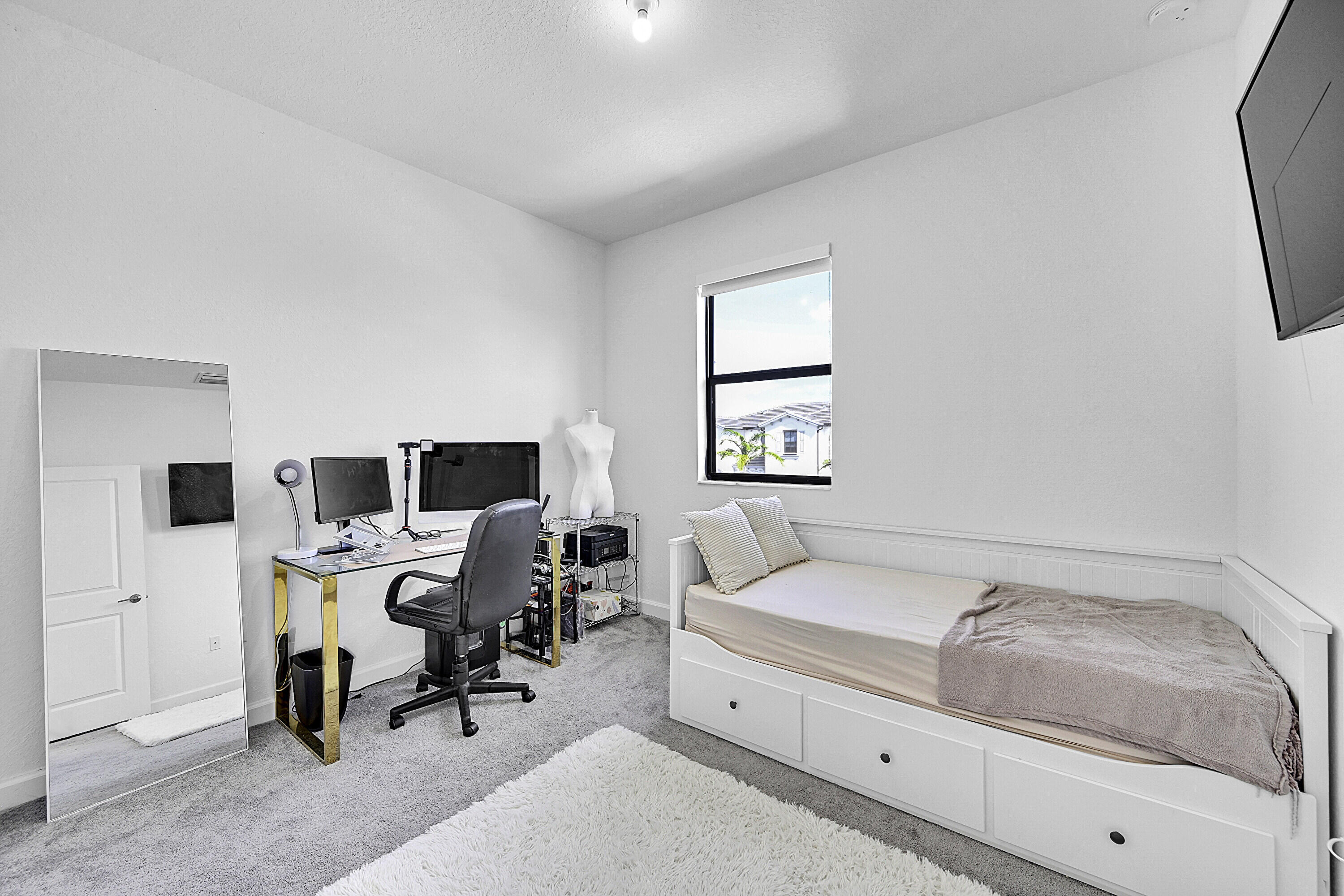 VISTA LAGO - Residential