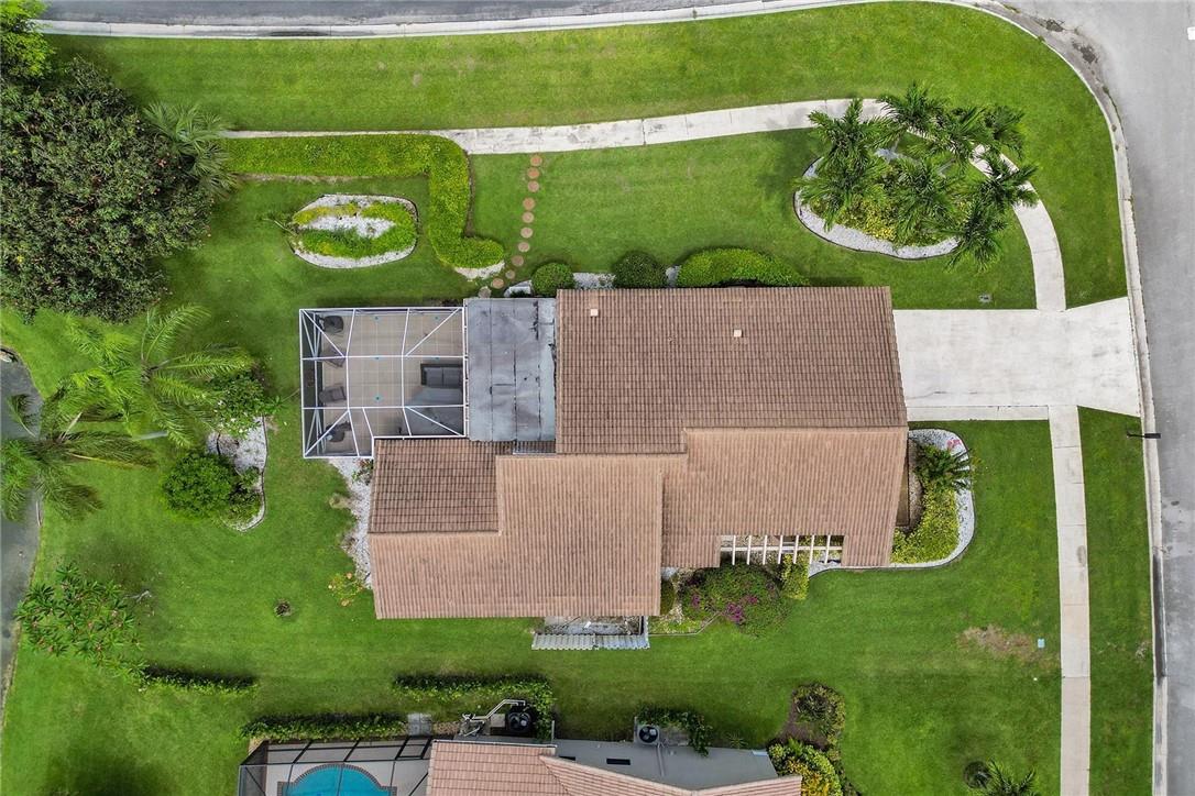 BOCA GREENS - Residential