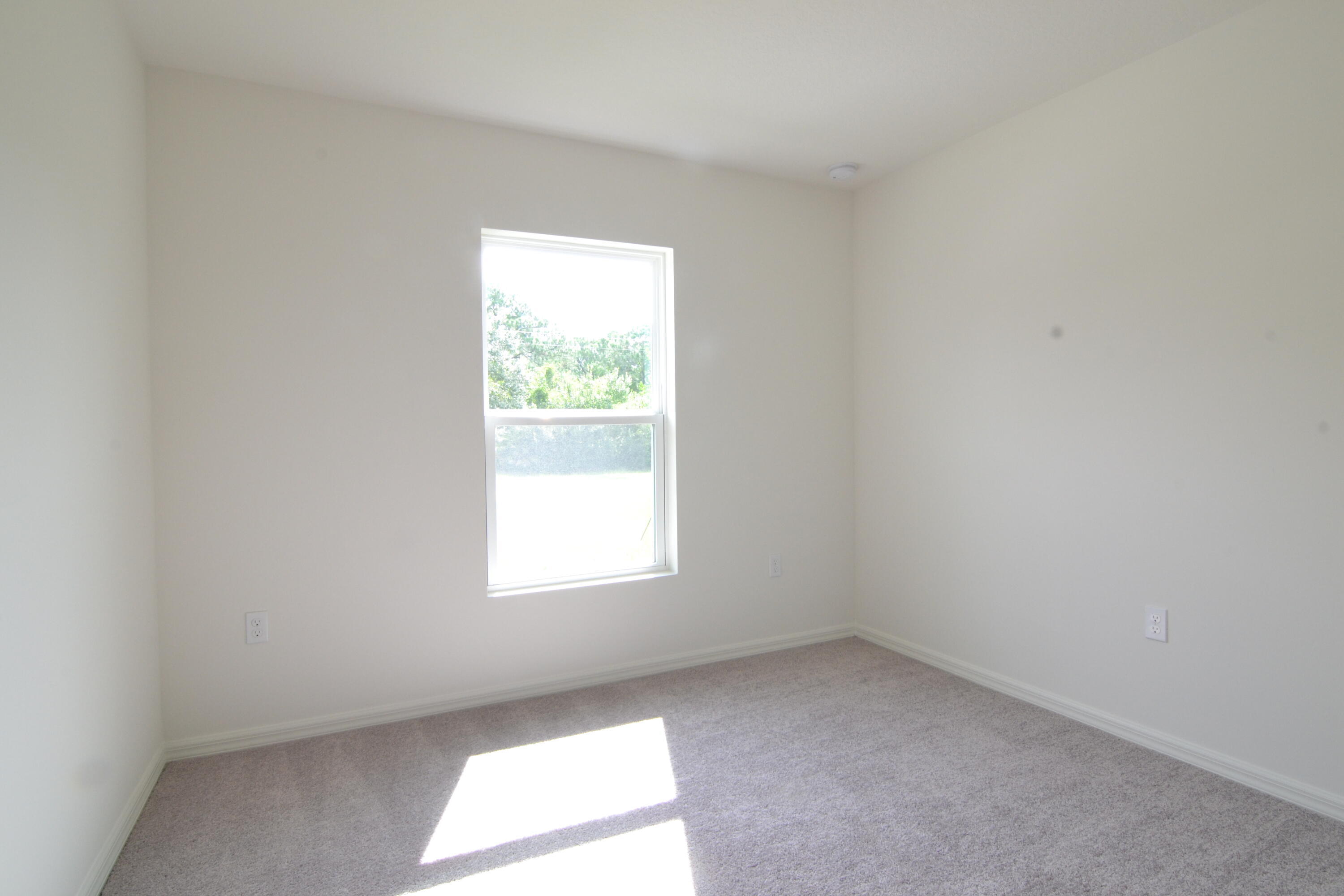 PORT ST LUCIE SECTION 9 - Residential Lease