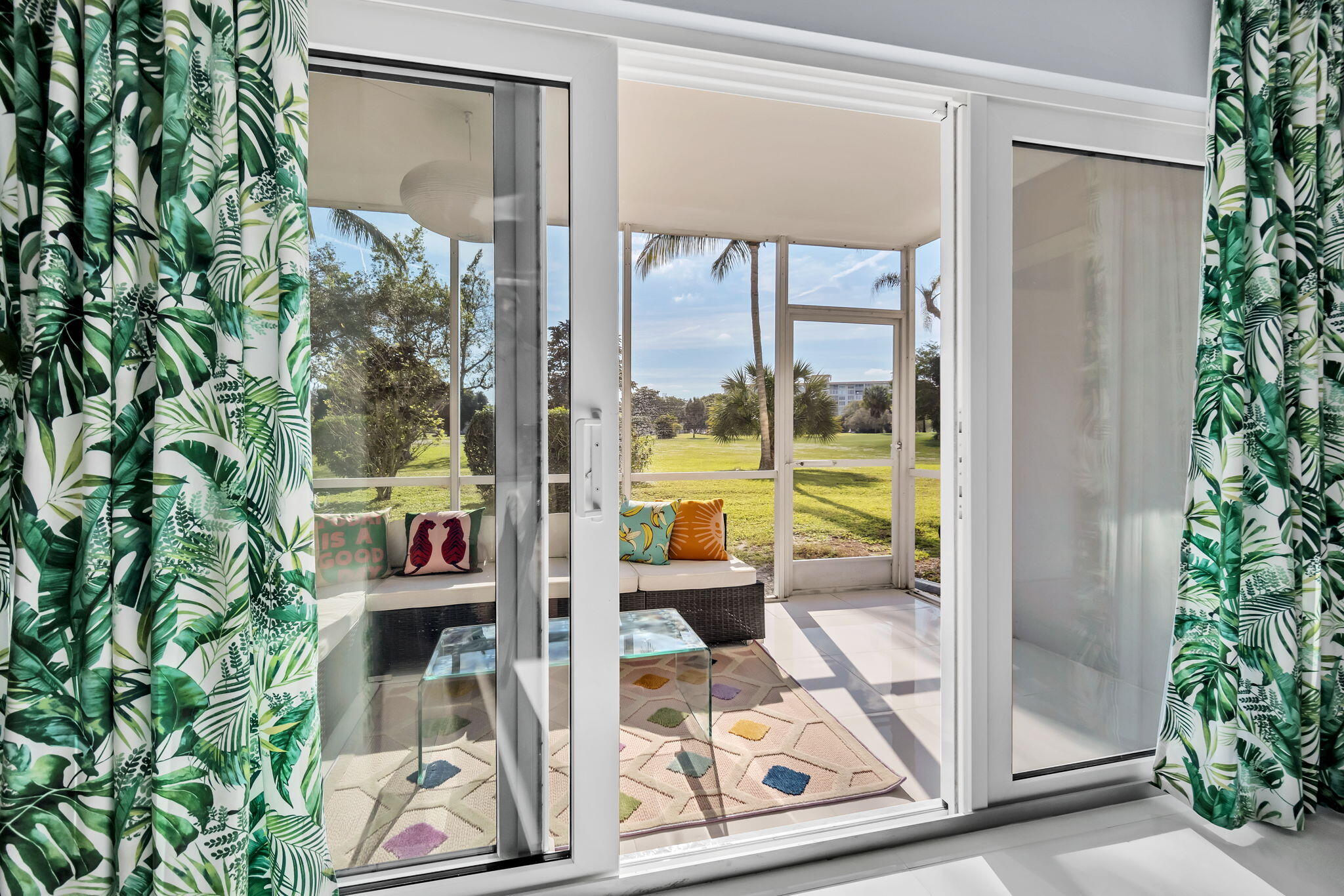 NO 1 PALM-AIRE COUNTRY CLUB - Residential