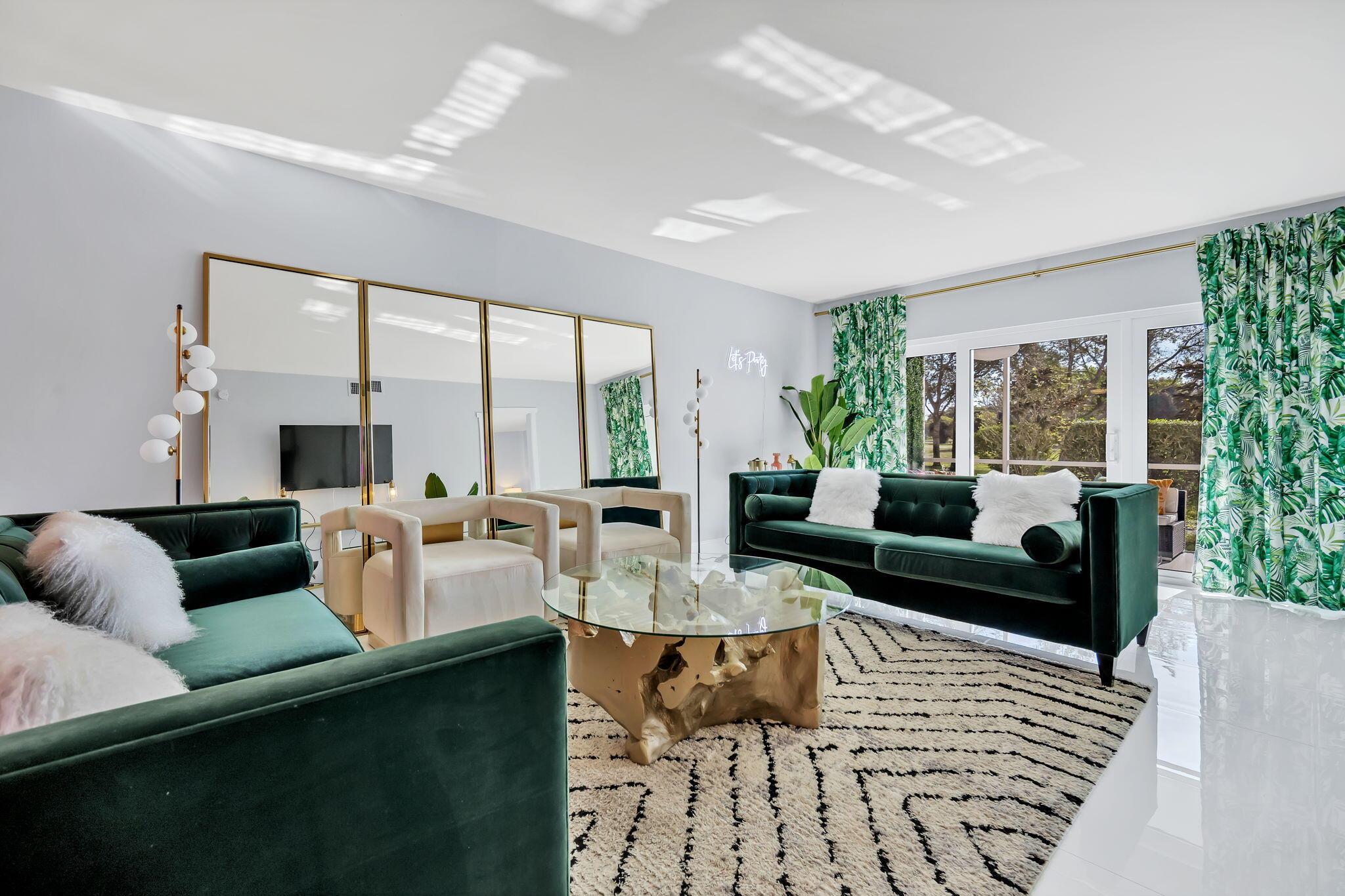 NO 1 PALM-AIRE COUNTRY CL - Residential