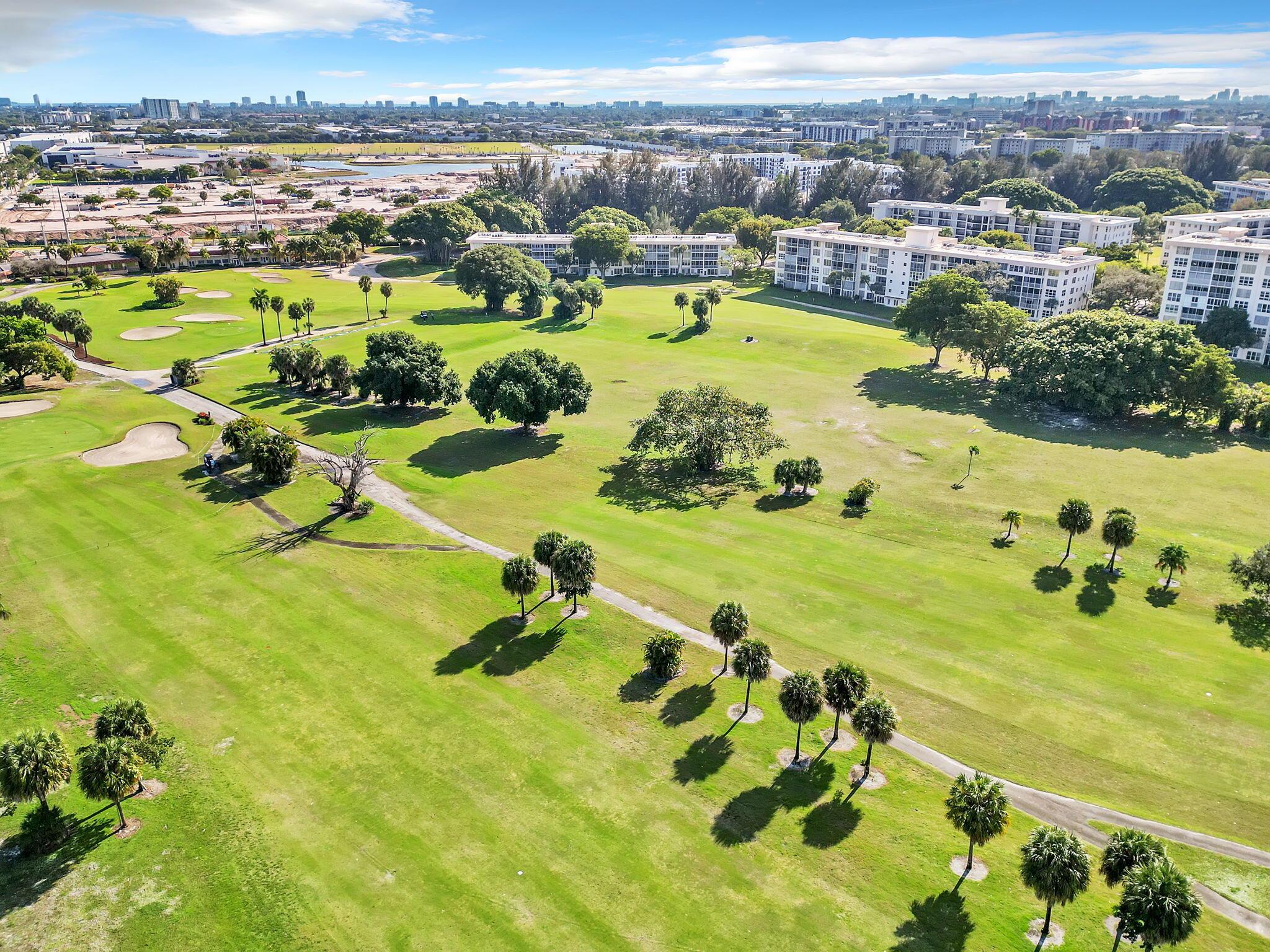 NO 1 PALM-AIRE COUNTRY CL - Residential