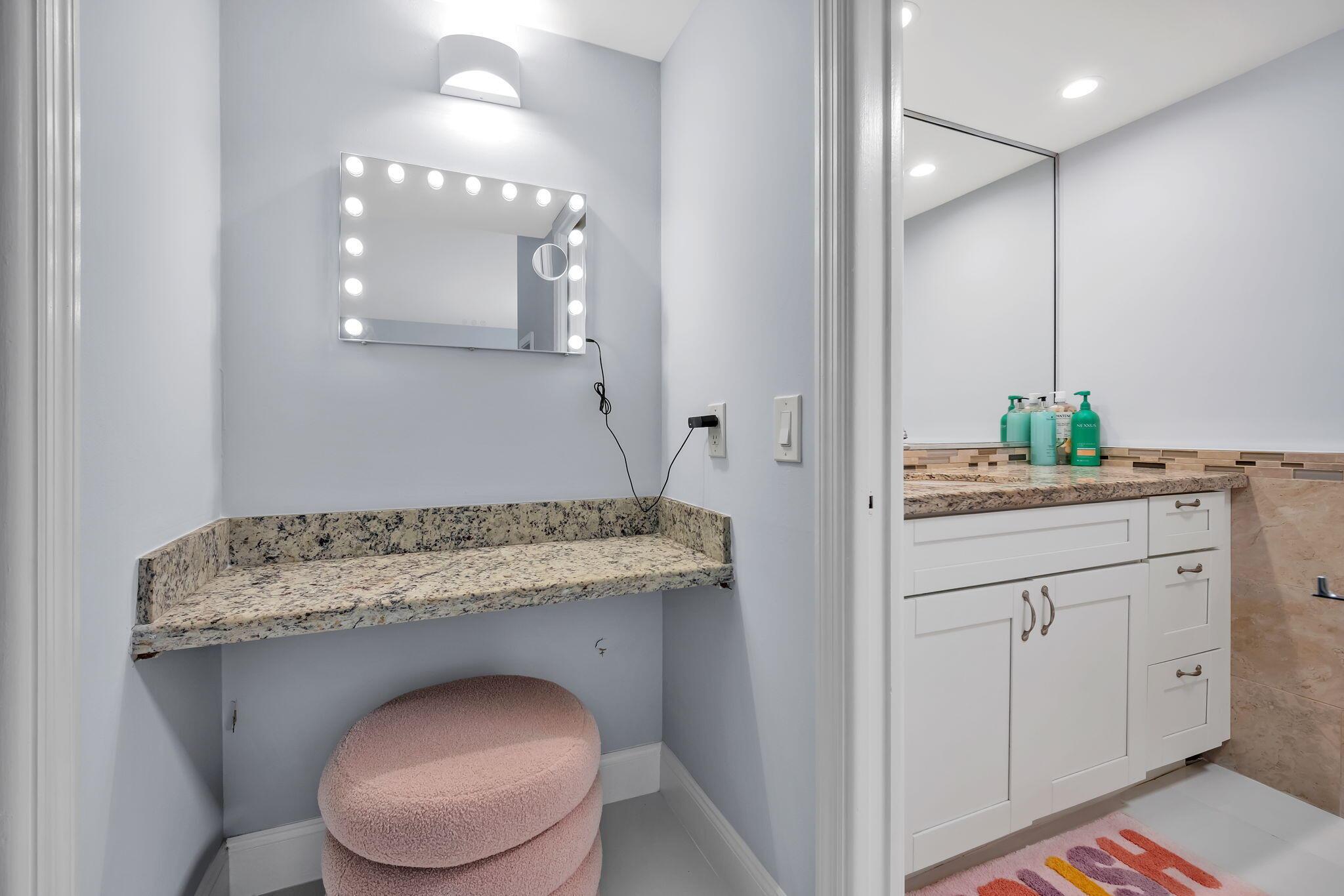 NO 1 PALM-AIRE COUNTRY CL - Residential