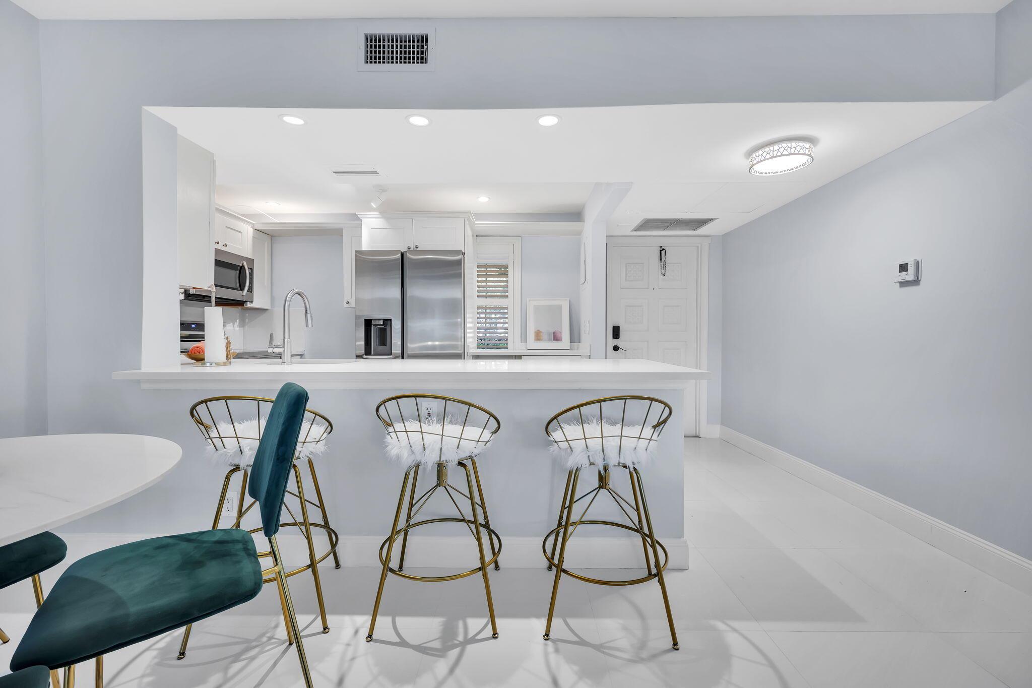 NO 1 PALM-AIRE COUNTRY CL - Residential