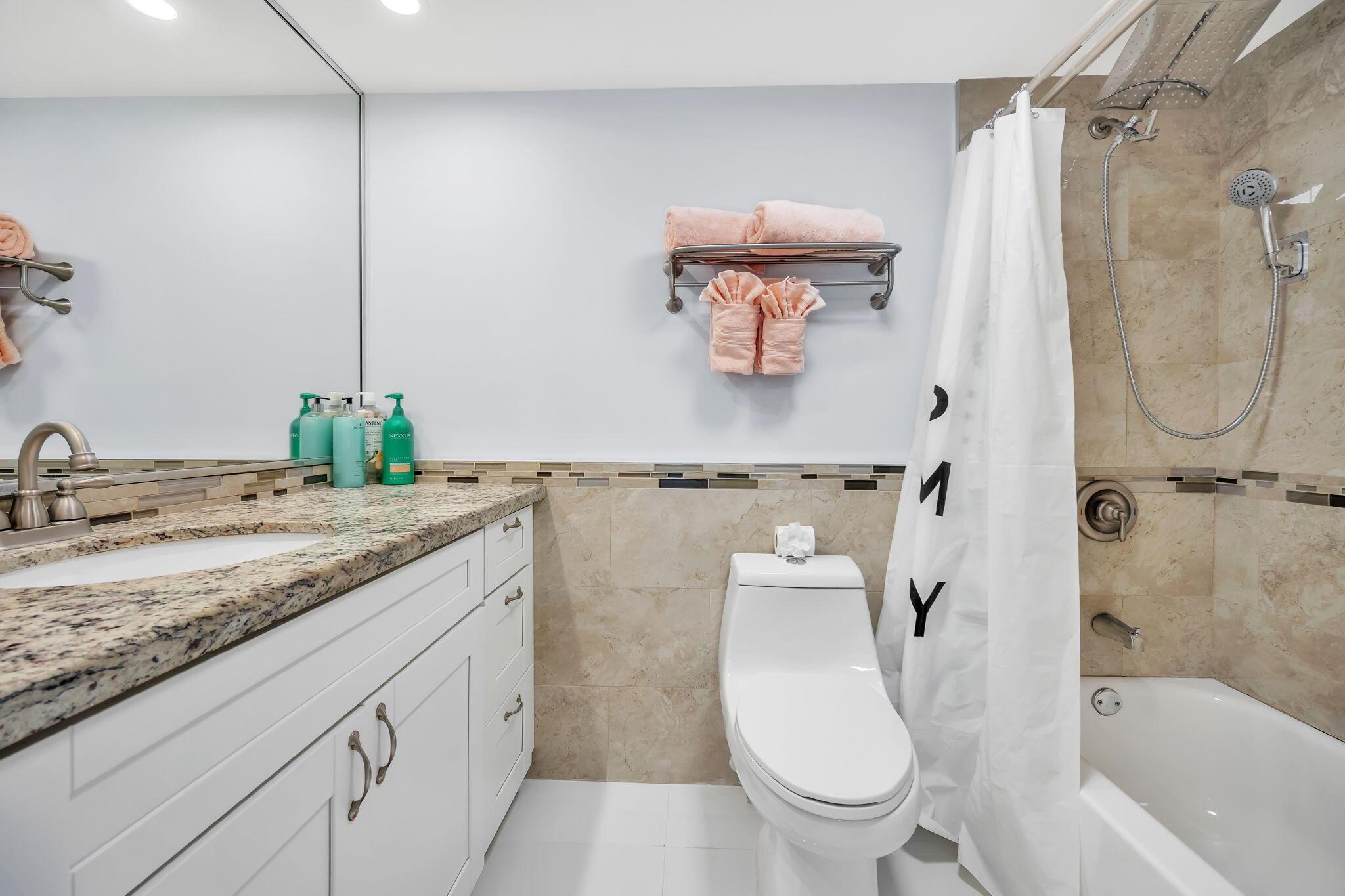 NO 1 PALM-AIRE COUNTRY CL - Residential