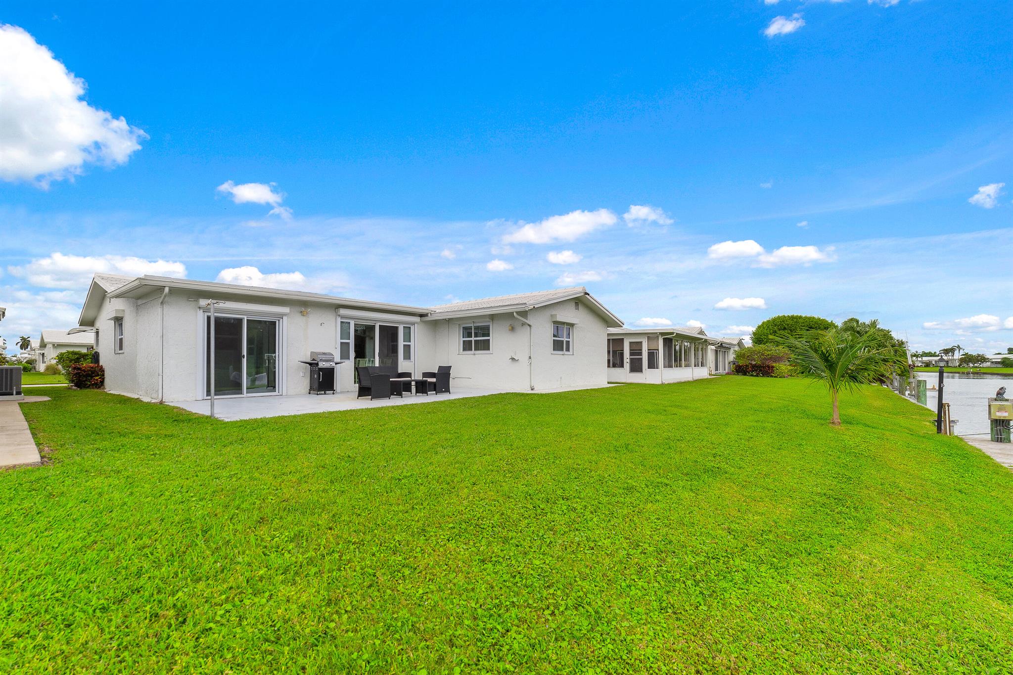 PALM BEACH LEISUREVILLE SEC 9 - Residential