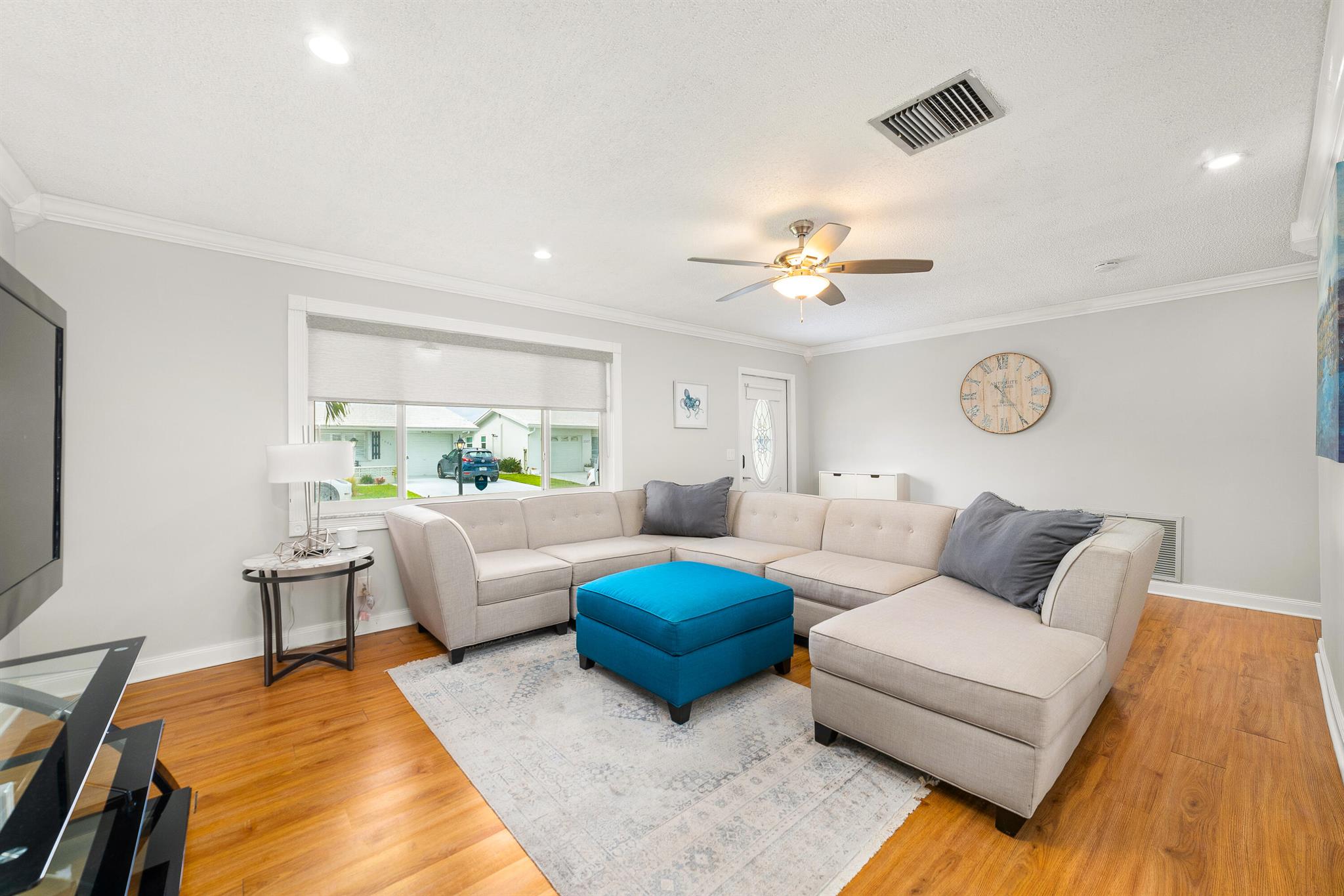 PALM BEACH LEISUREVILLE SEC 9 - Residential