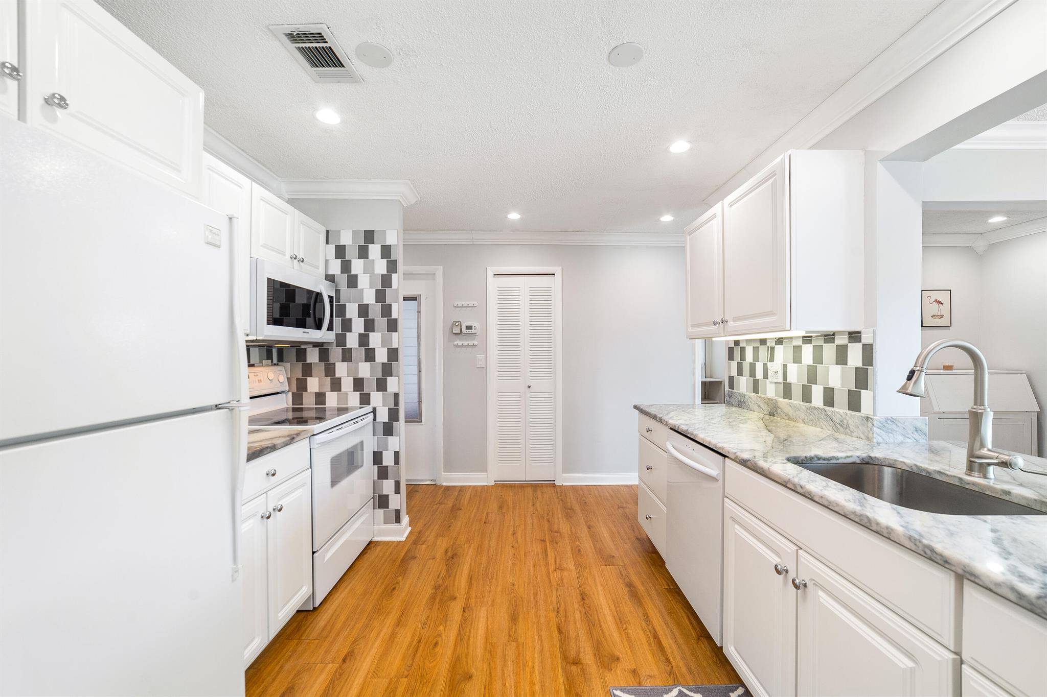 PALM BEACH LEISUREVILLE SEC 9 - Residential