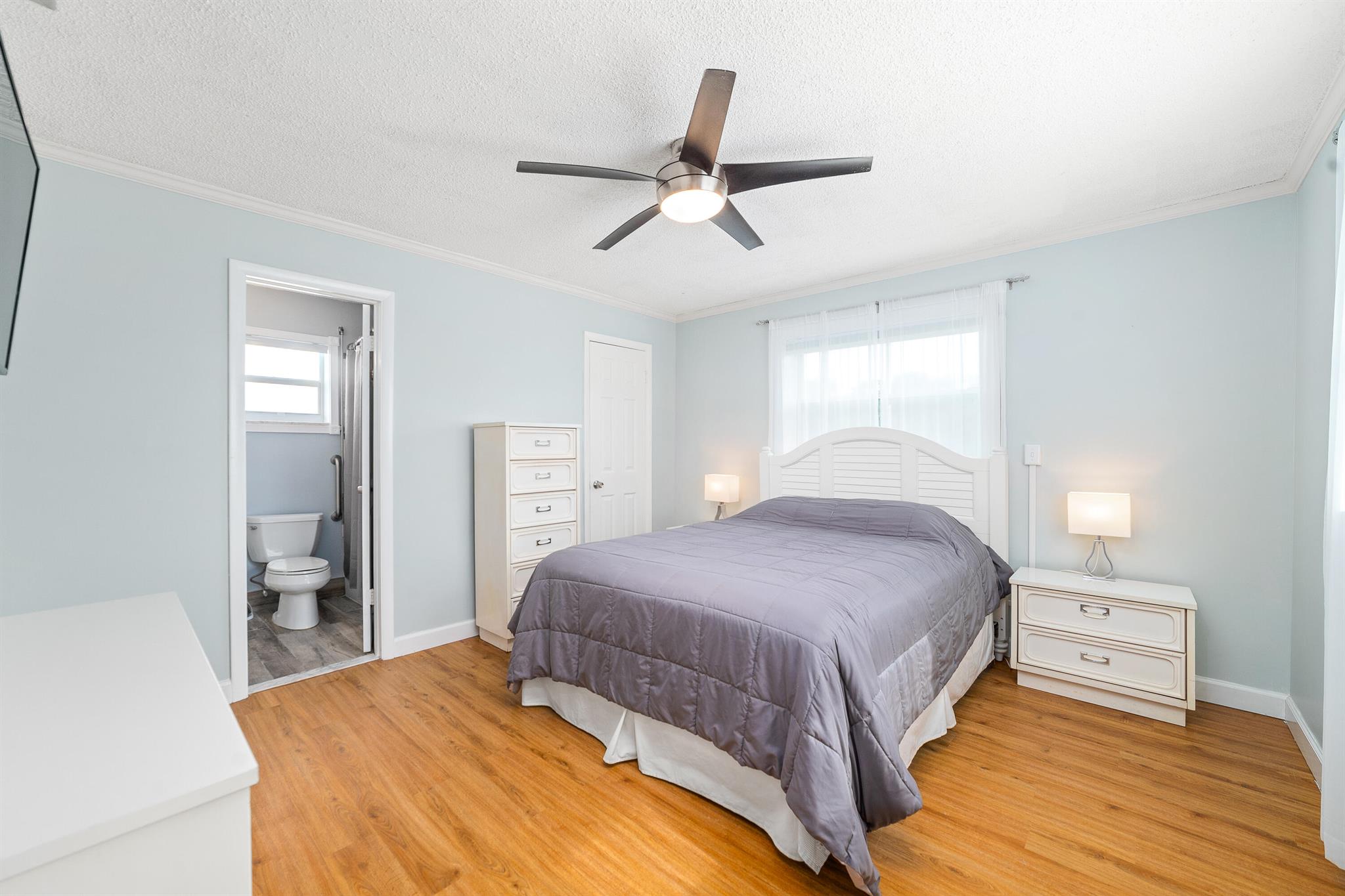 PALM BEACH LEISUREVILLE SEC 9 - Residential