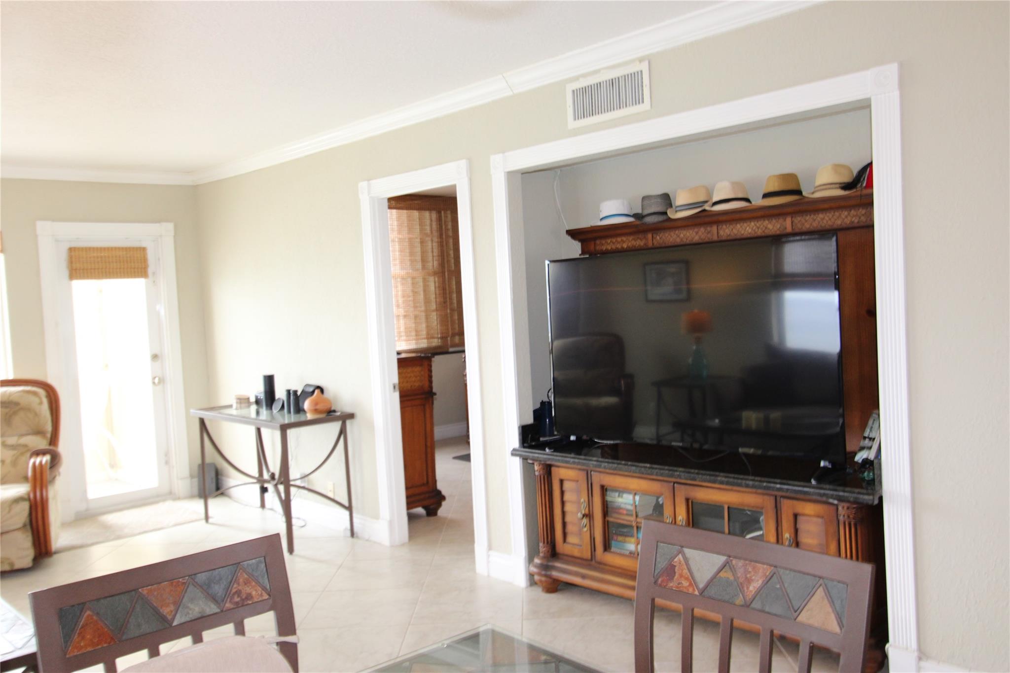 Admiralty Towers Condo - Residential Lease