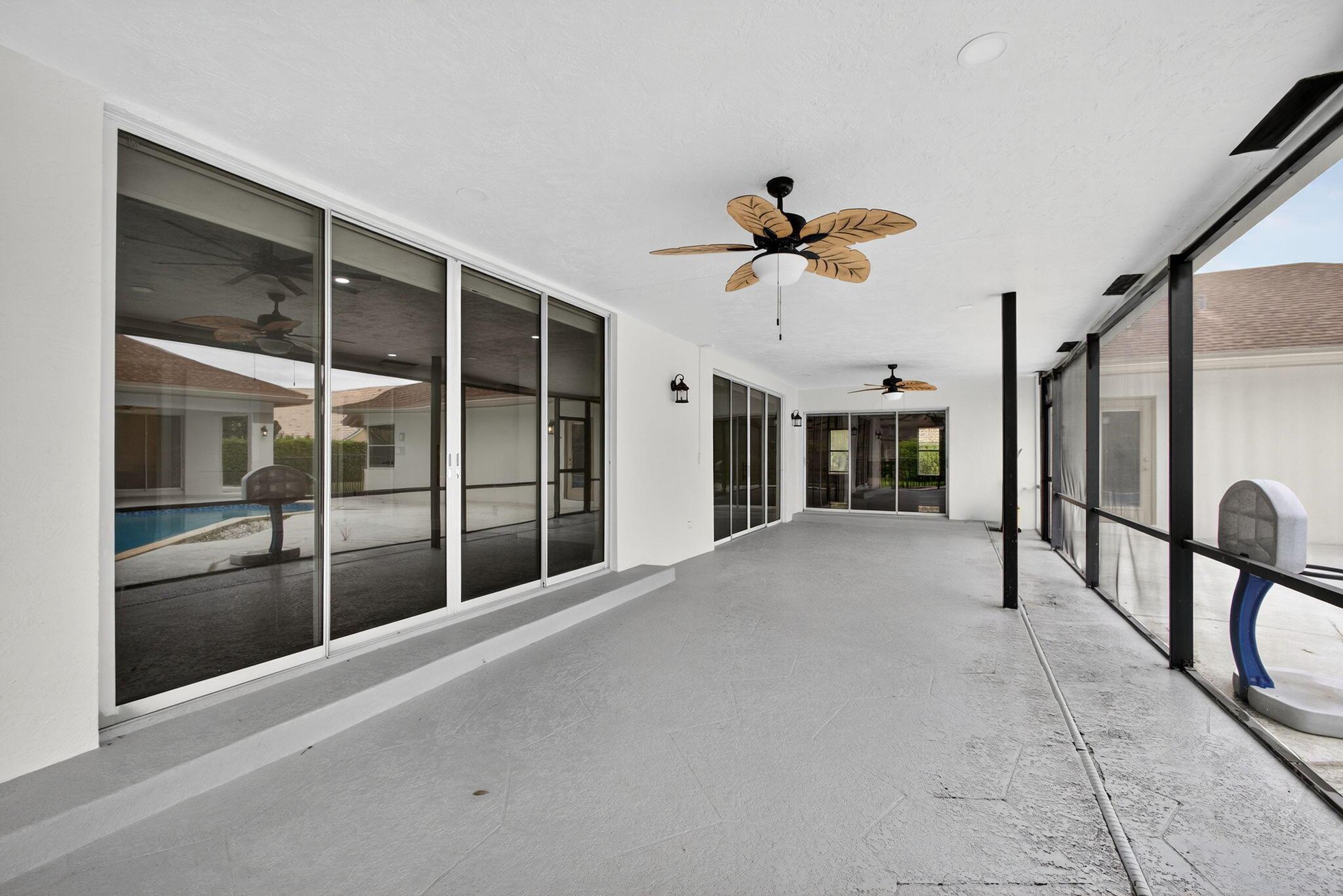 MEADOW WOOD OF THE LANDIN - Residential