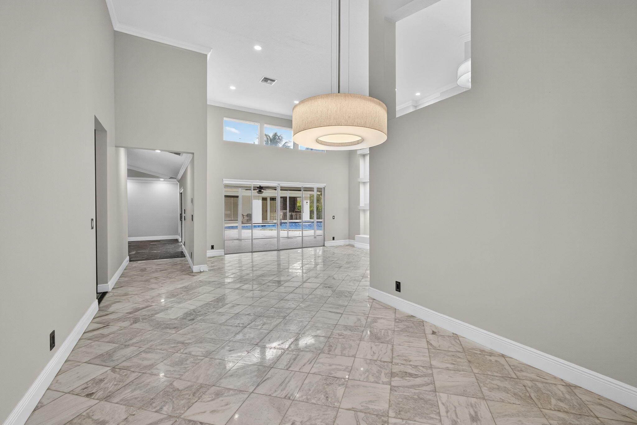 MEADOW WOOD OF THE LANDIN - Residential