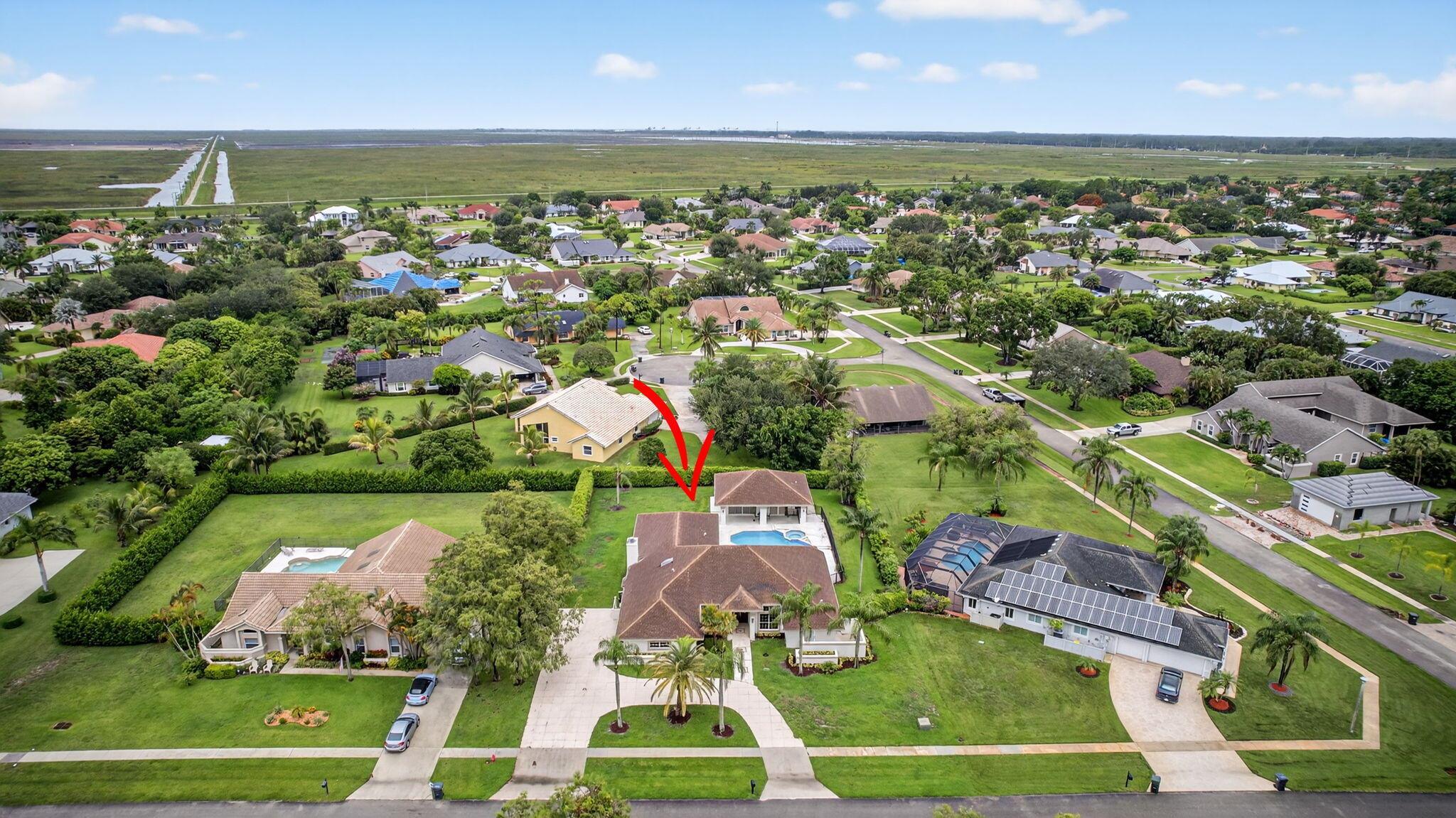 MEADOW WOOD OF THE LANDIN - Residential