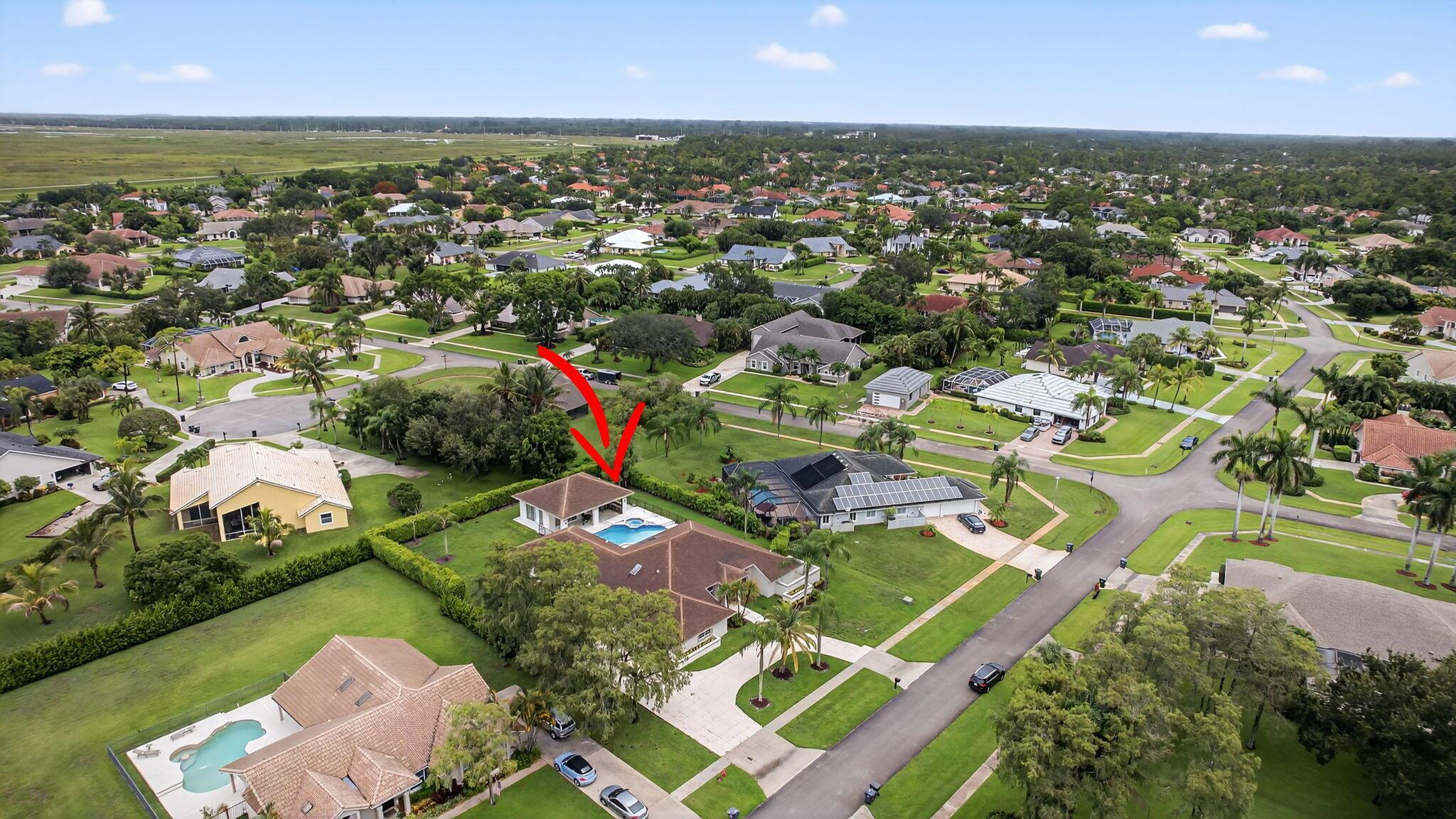 MEADOW WOOD OF THE LANDIN - Residential