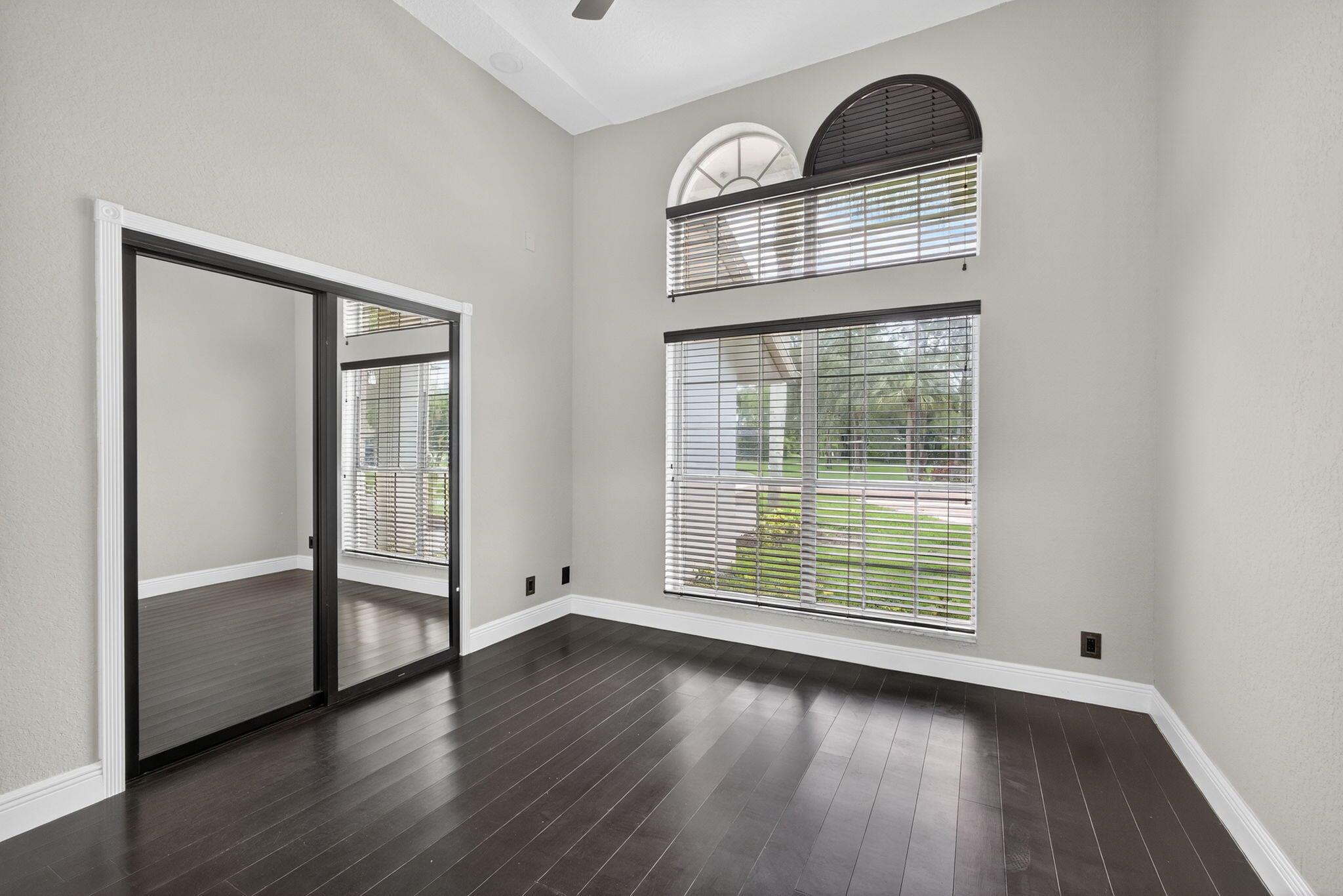 MEADOW WOOD OF THE LANDIN - Residential