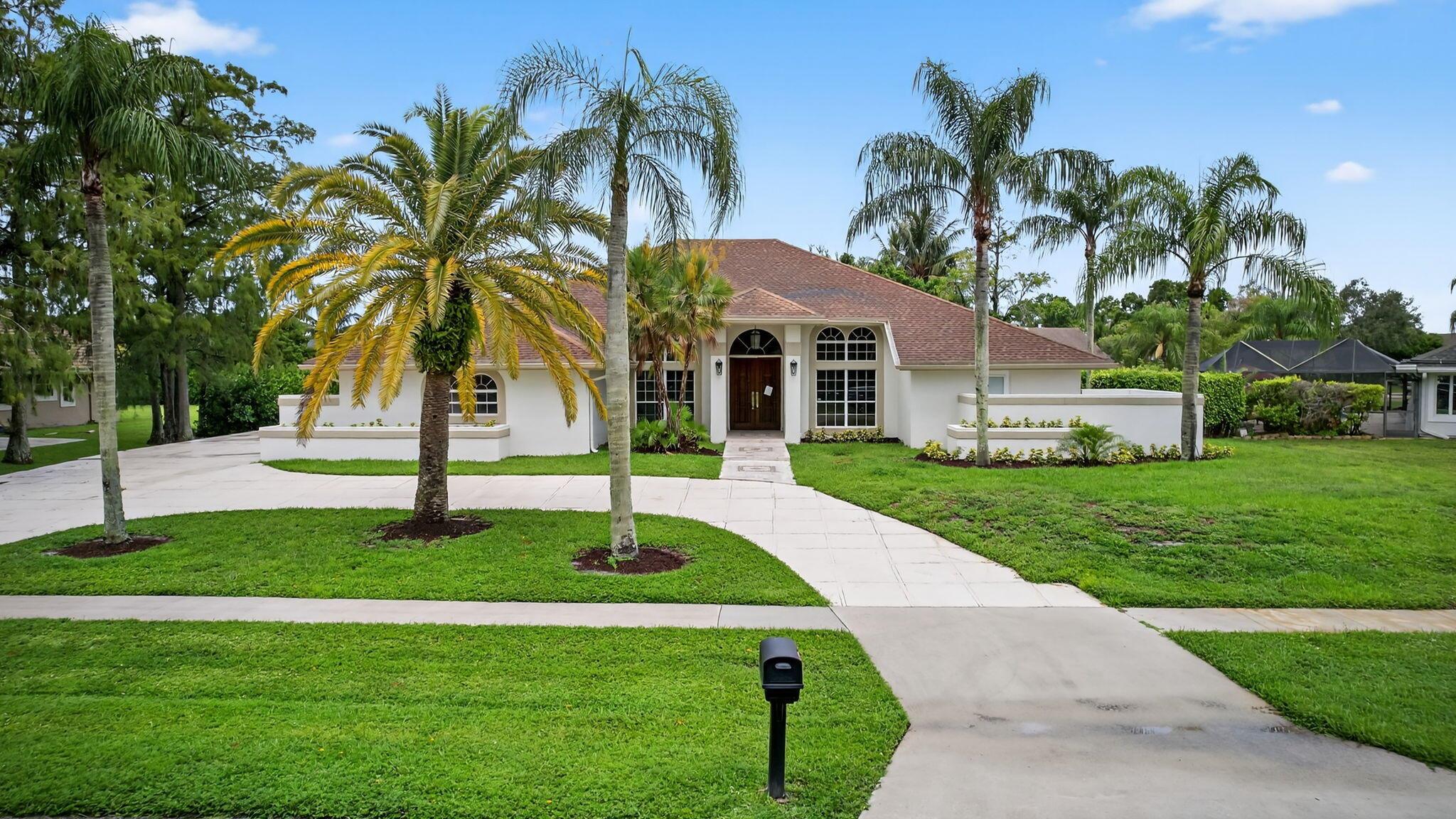 MEADOW WOOD OF THE LANDIN - Residential