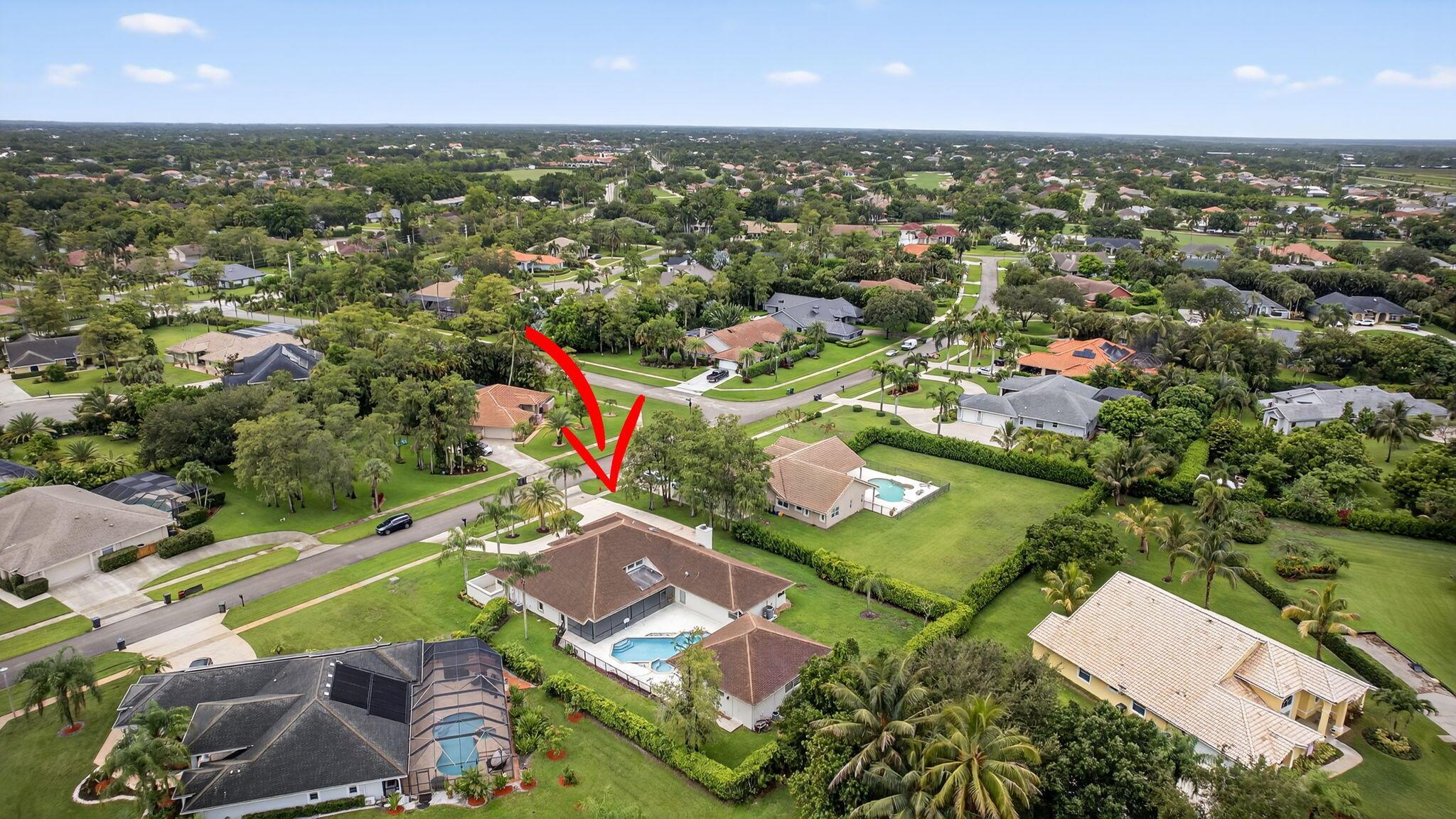 MEADOW WOOD OF THE LANDIN - Residential