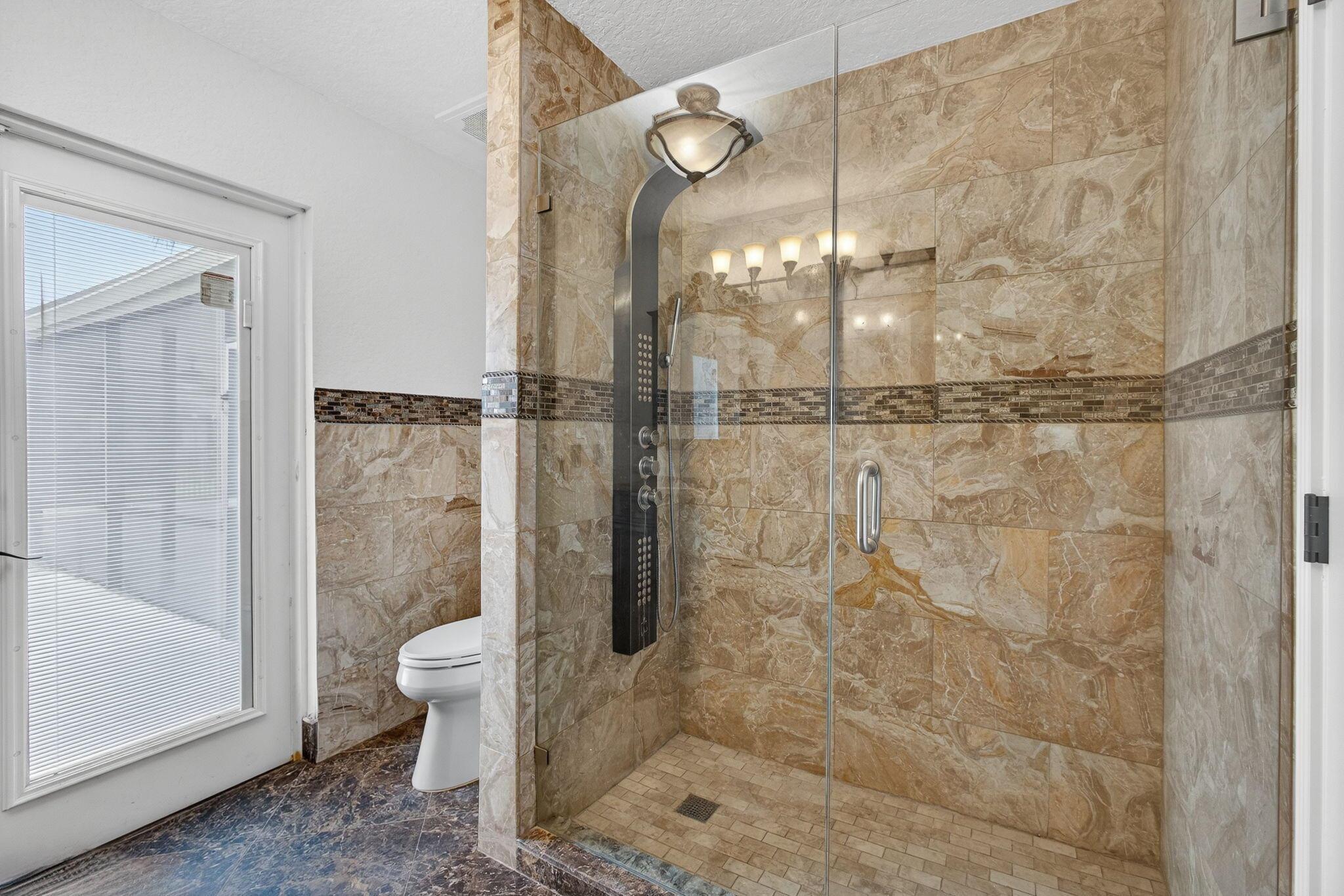 MEADOW WOOD OF THE LANDIN - Residential