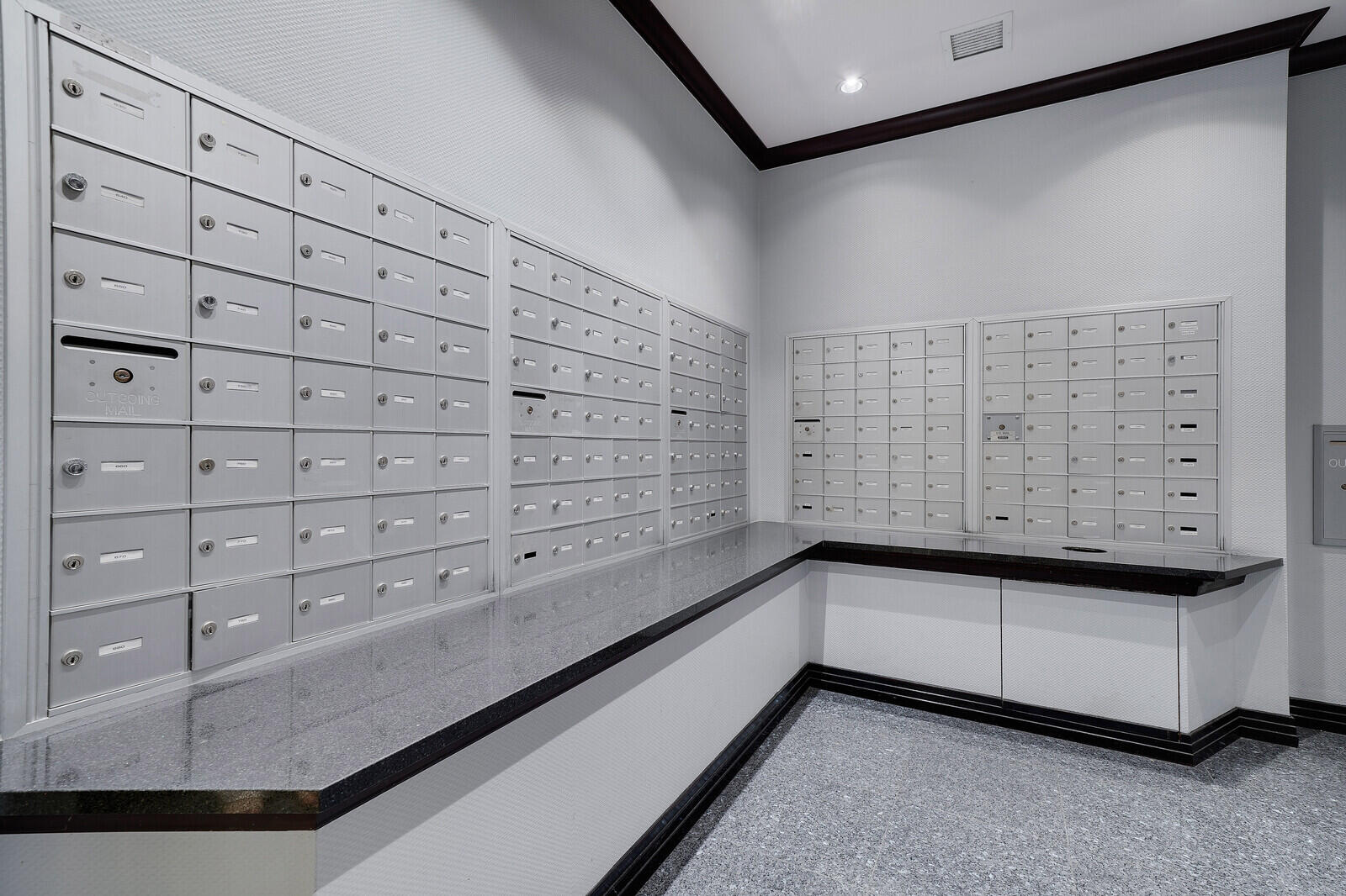 350 LAS OLAS PLACE CONDO - Residential