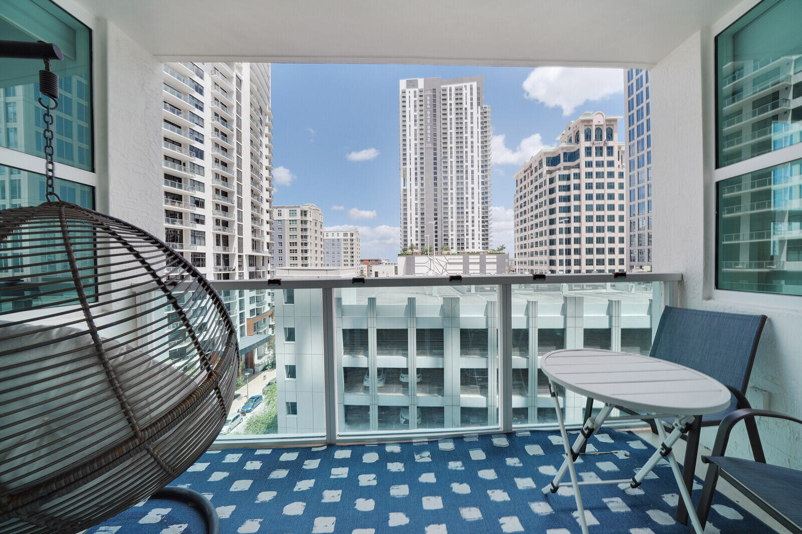 350 LAS OLAS PLACE CONDO - Residential