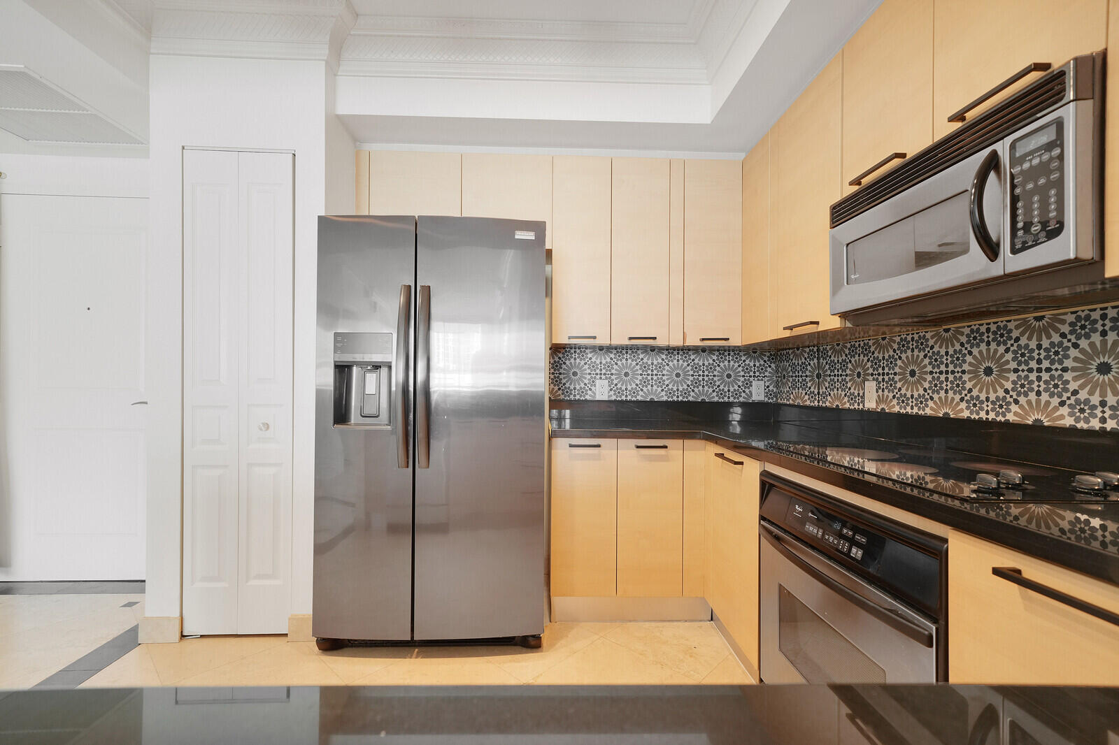 350 LAS OLAS PLACE CONDO - Residential