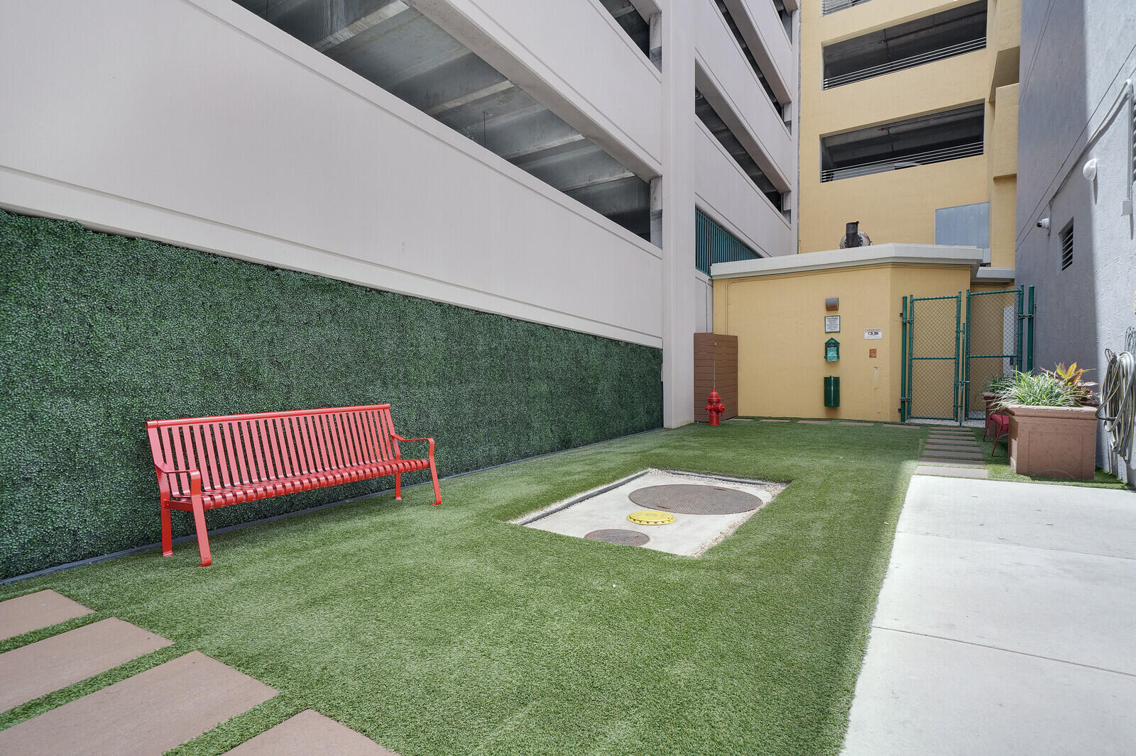 350 LAS OLAS PLACE CONDO - Residential