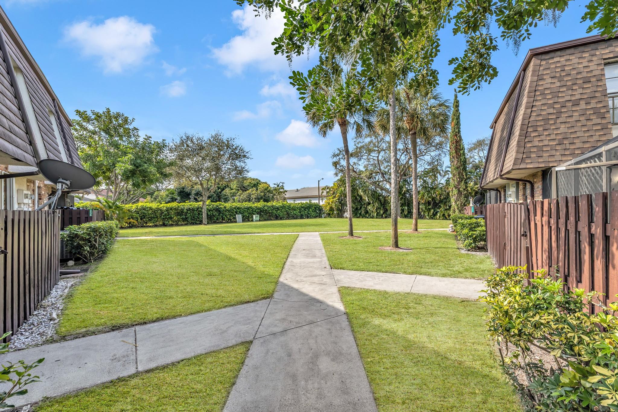 PARKSIDE - Residential