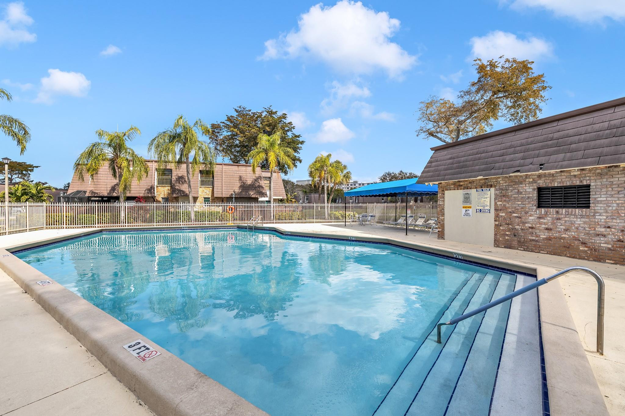 PARKSIDE - Residential