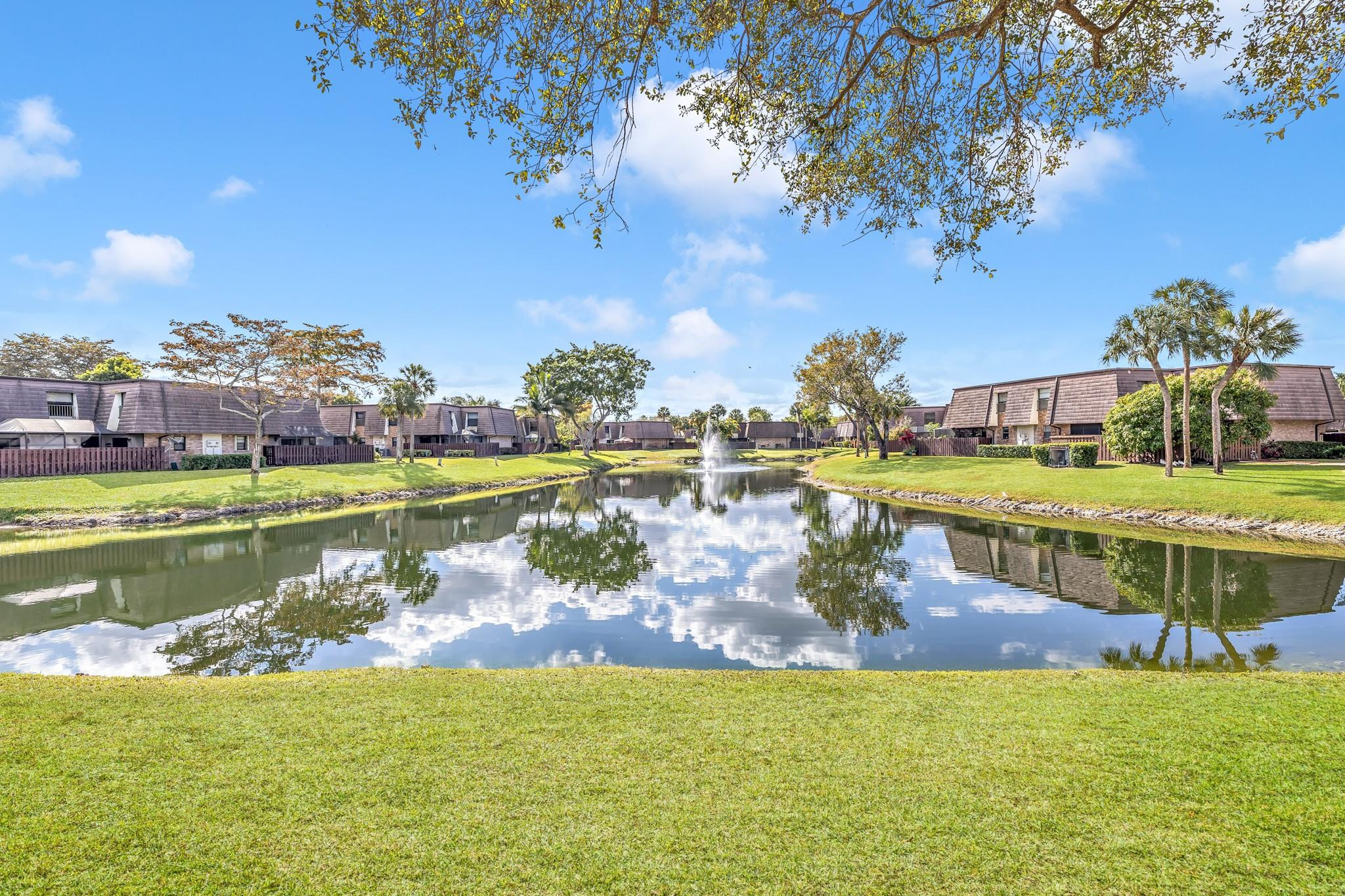 PARKSIDE - Residential