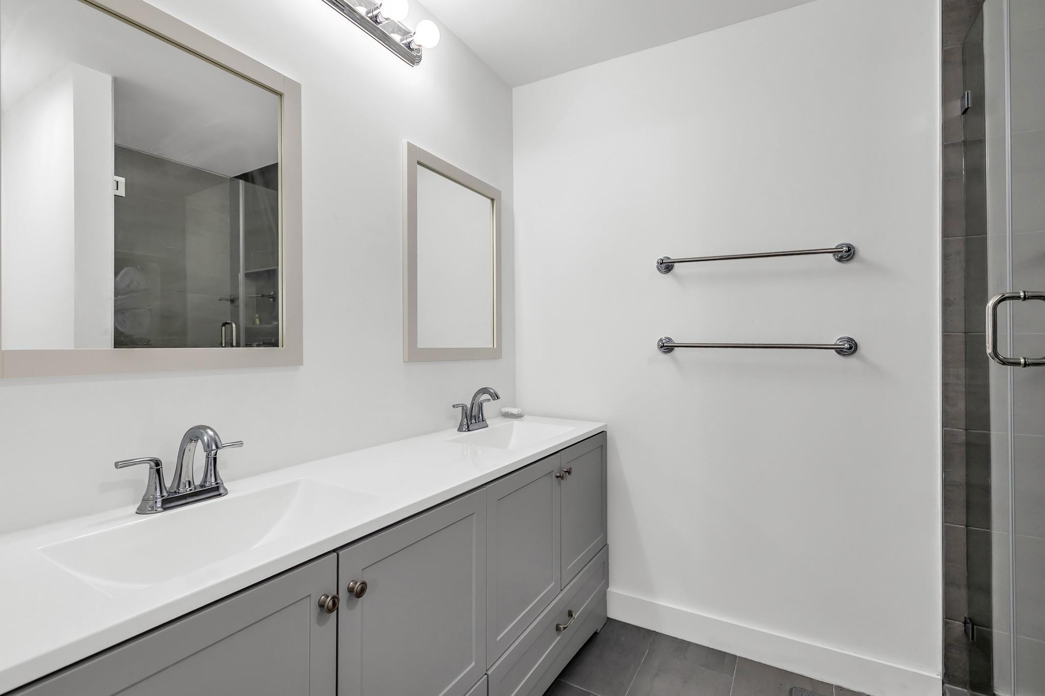 PARKSIDE - Residential