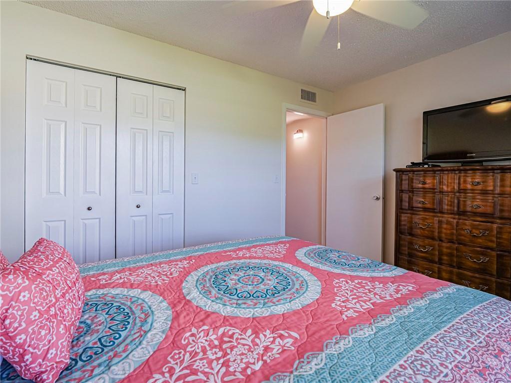 VISTA ROYALE PHASE IV BLDGS 83-111 - Residential