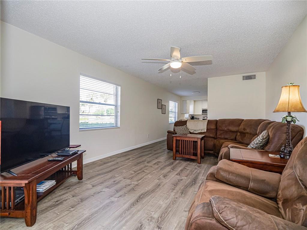 VISTA ROYALE PHASE IV BLDGS 83-111 - Residential