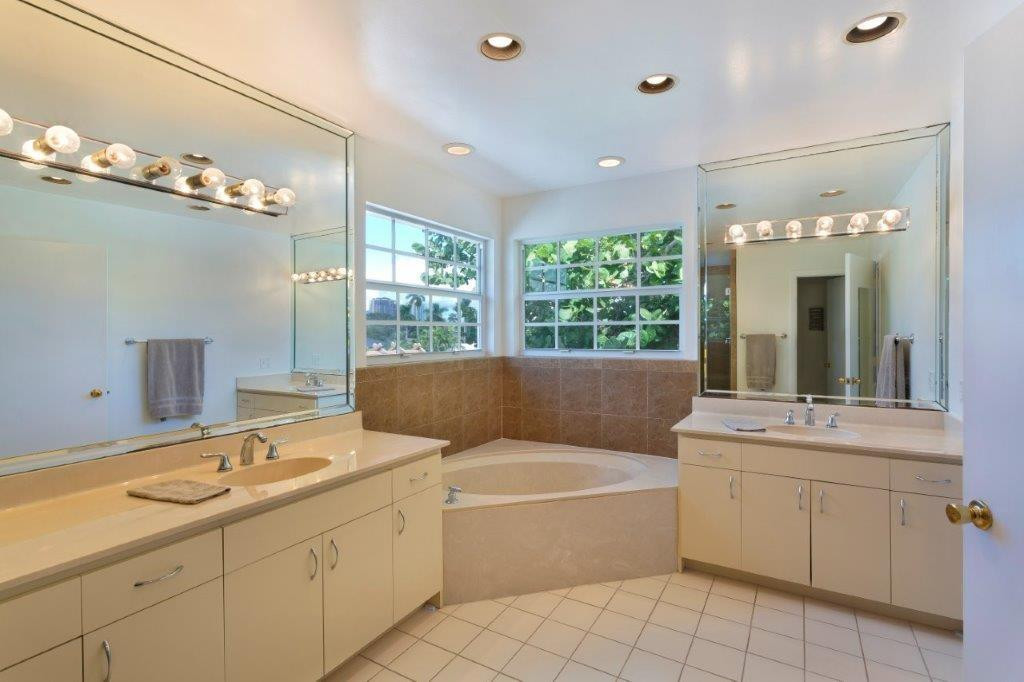 RIVIERA Isles - Residential