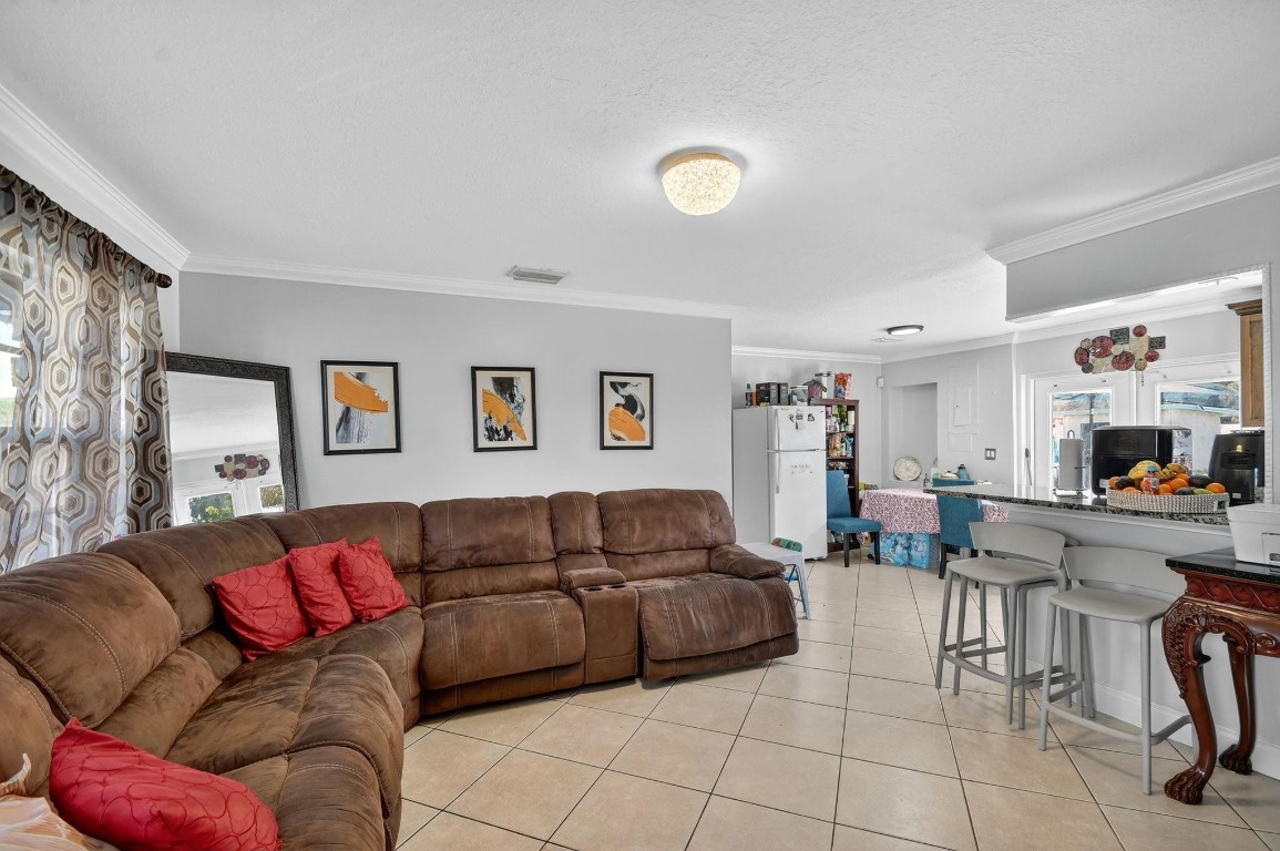 LAKE WORTH HILLS 2ND ADD - Residential