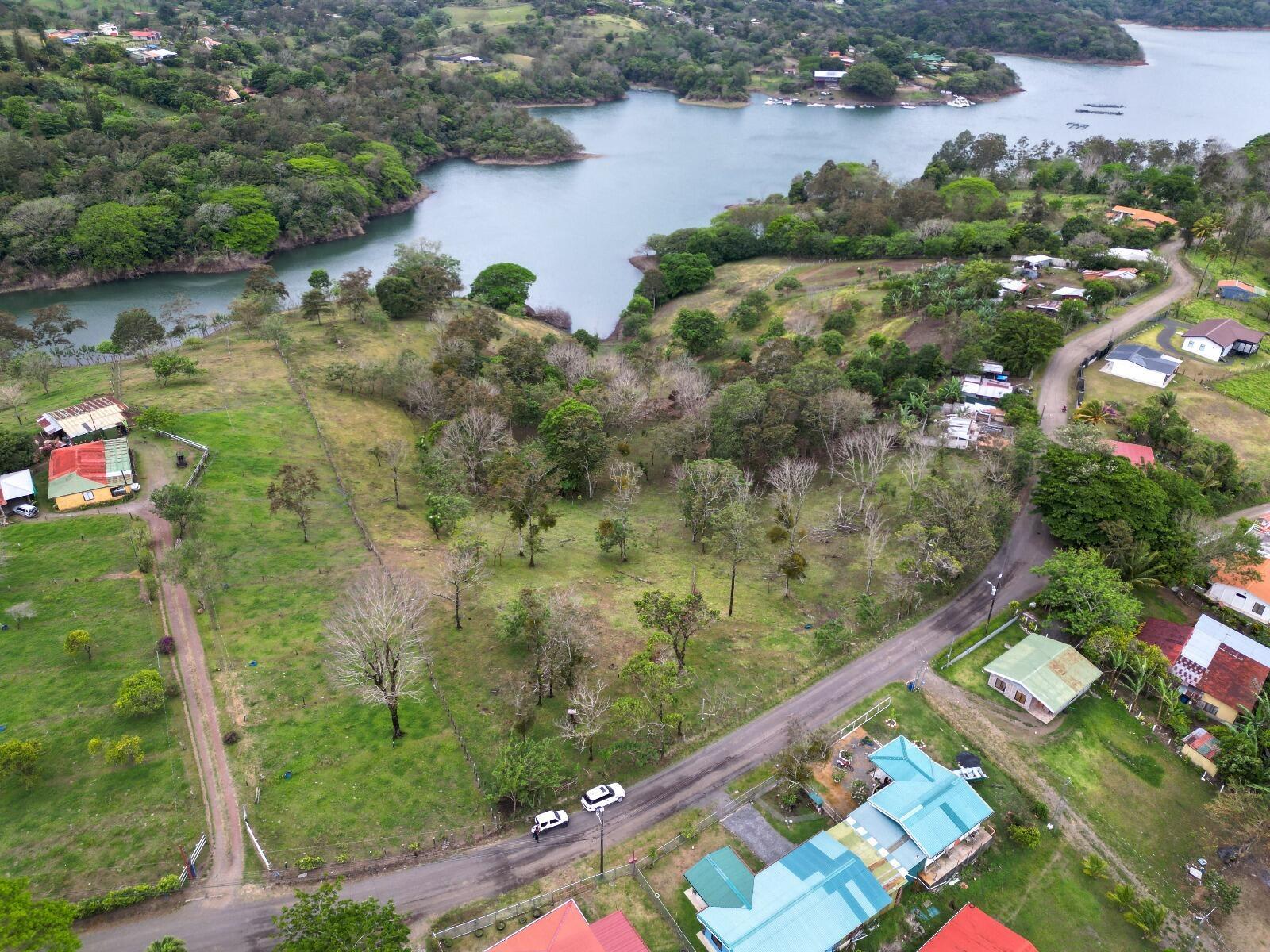 Lot 7 Tronadora, Costa Rica