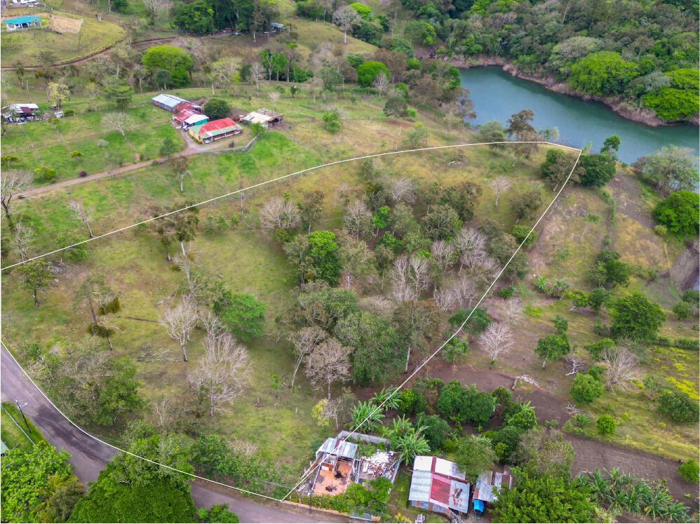 Lot 7 Tronadora, Costa Rica