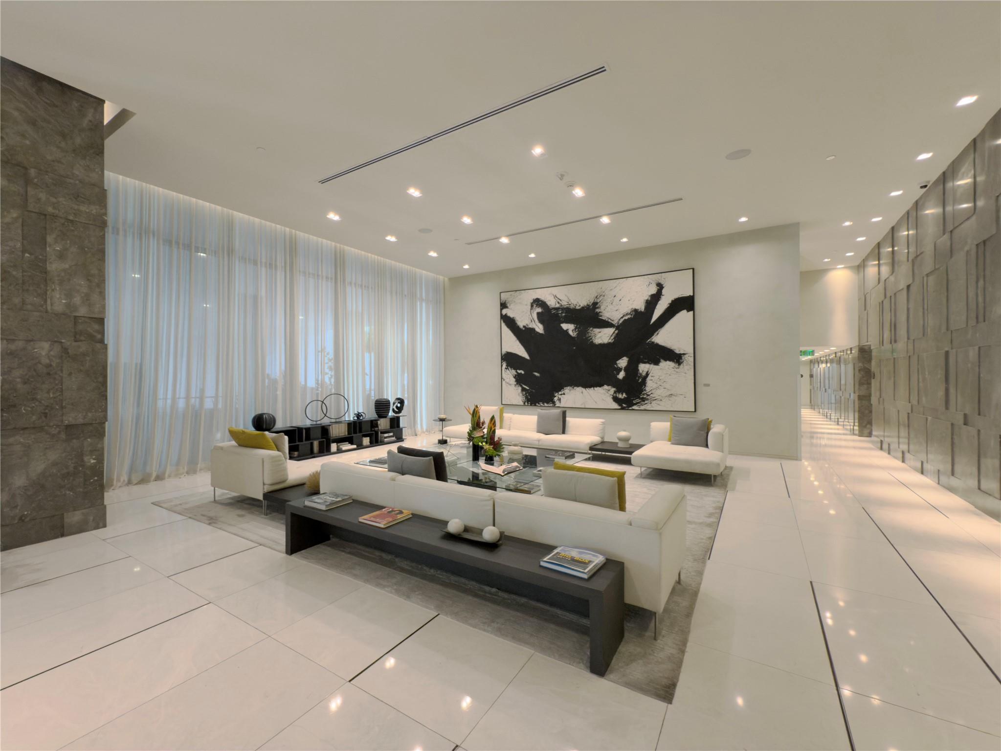 Gran Paraiso Condo - Residential Lease