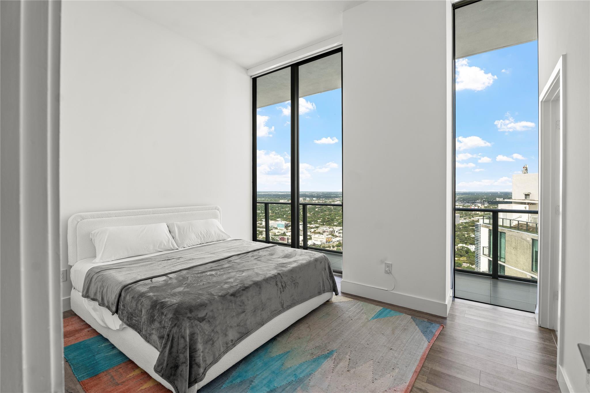 Gran Paraiso Condo - Residential Lease