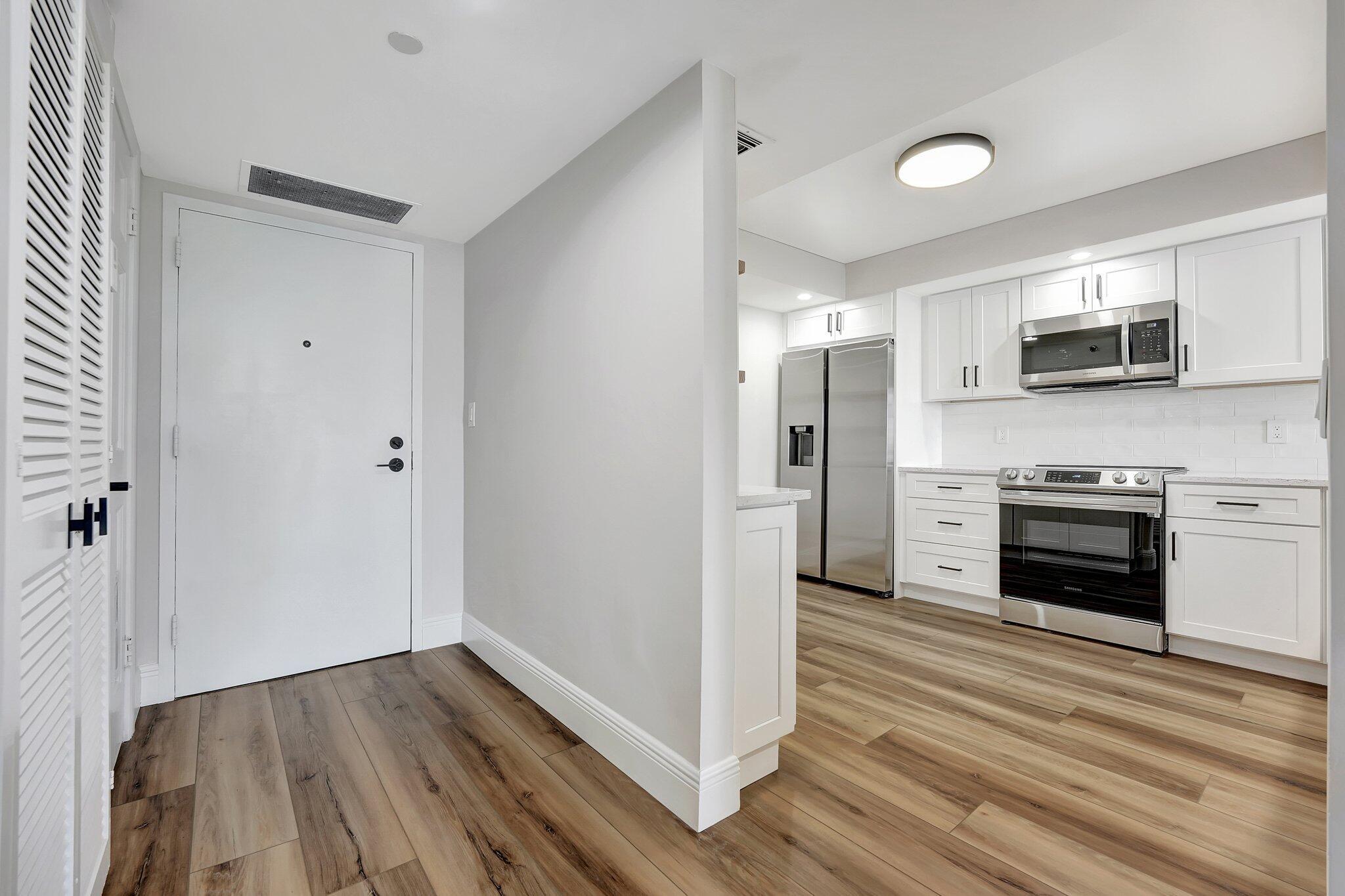 2900 NE 14th St Causeway 602