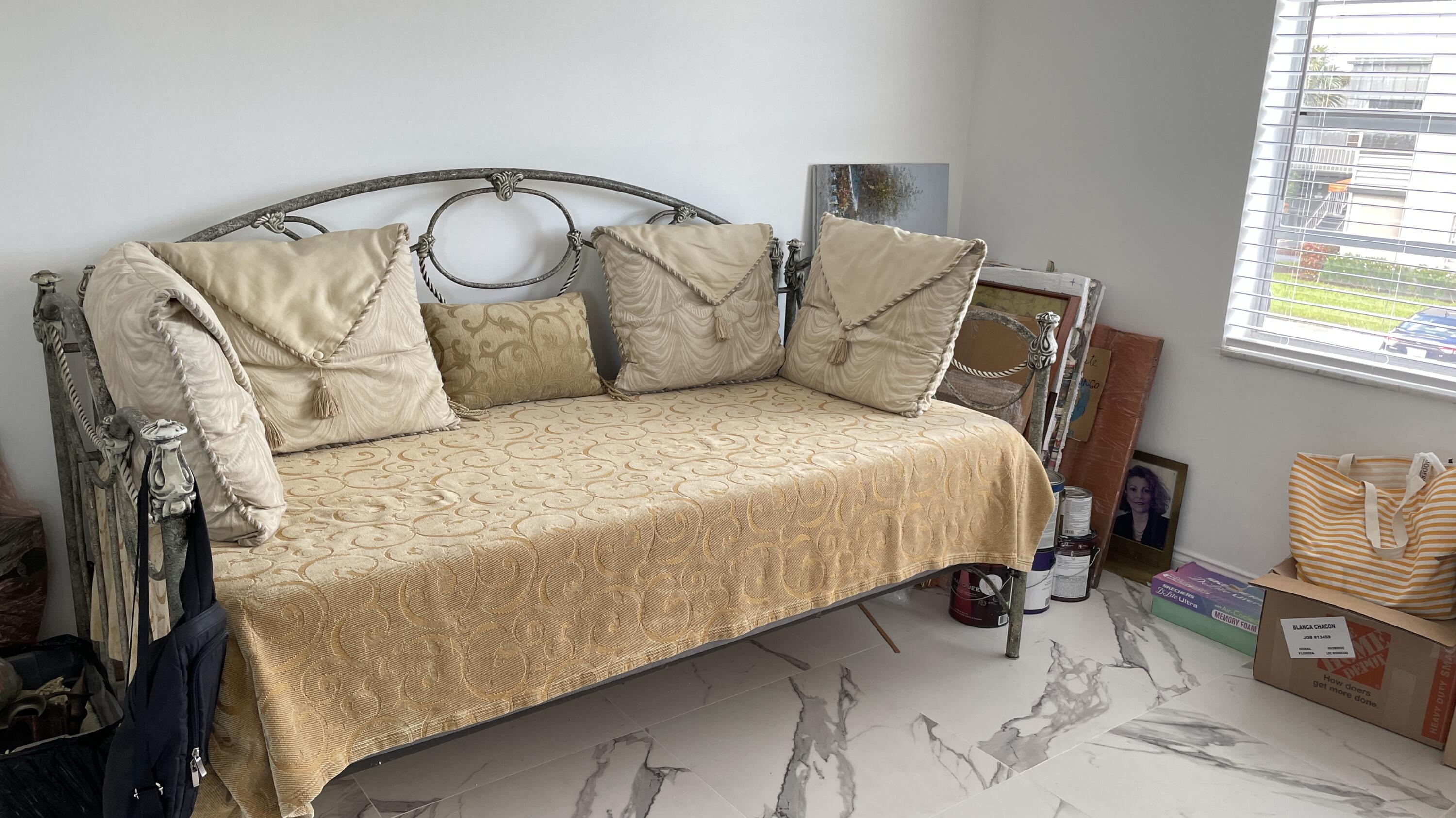 KINGS POINT NORMANDY CONDOS - Residential Lease