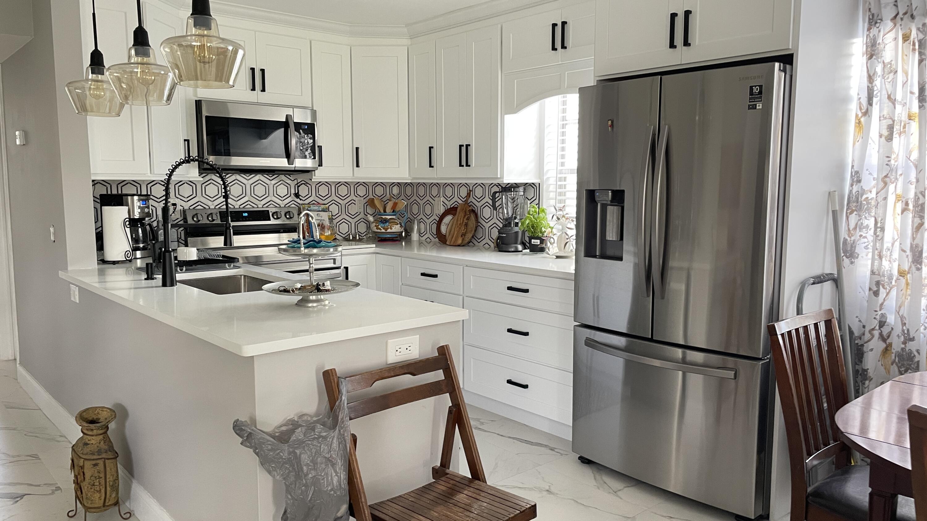 KINGS POINT NORMANDY CONDOS - Residential Lease