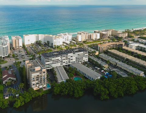 A home in South Palm Beach