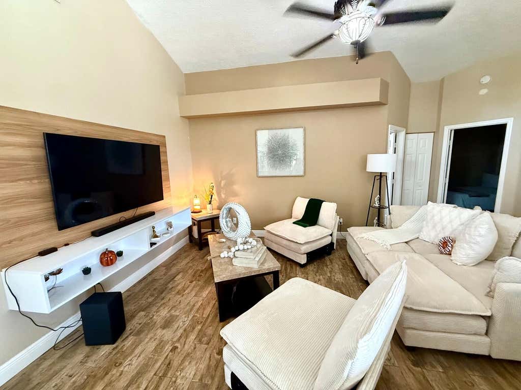 Photo of 2702 SE Bishop Avenue, Port Saint Lucie, FL 34952 (MLS # B26049852)