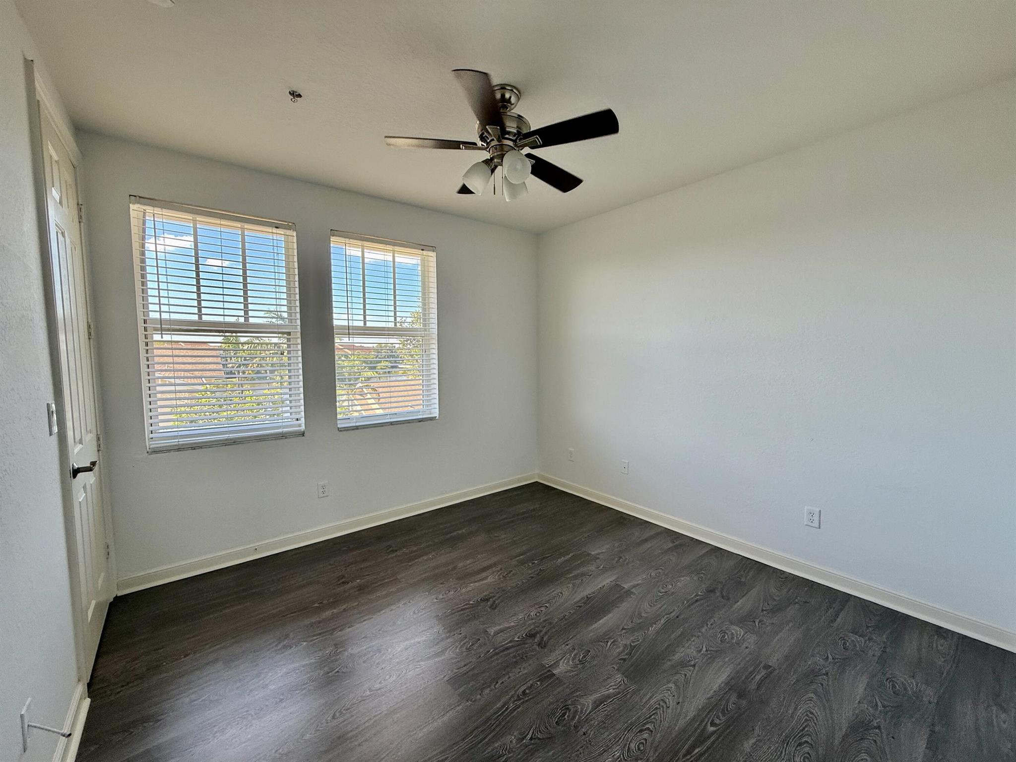 Cityside Condominium - Residential Lease